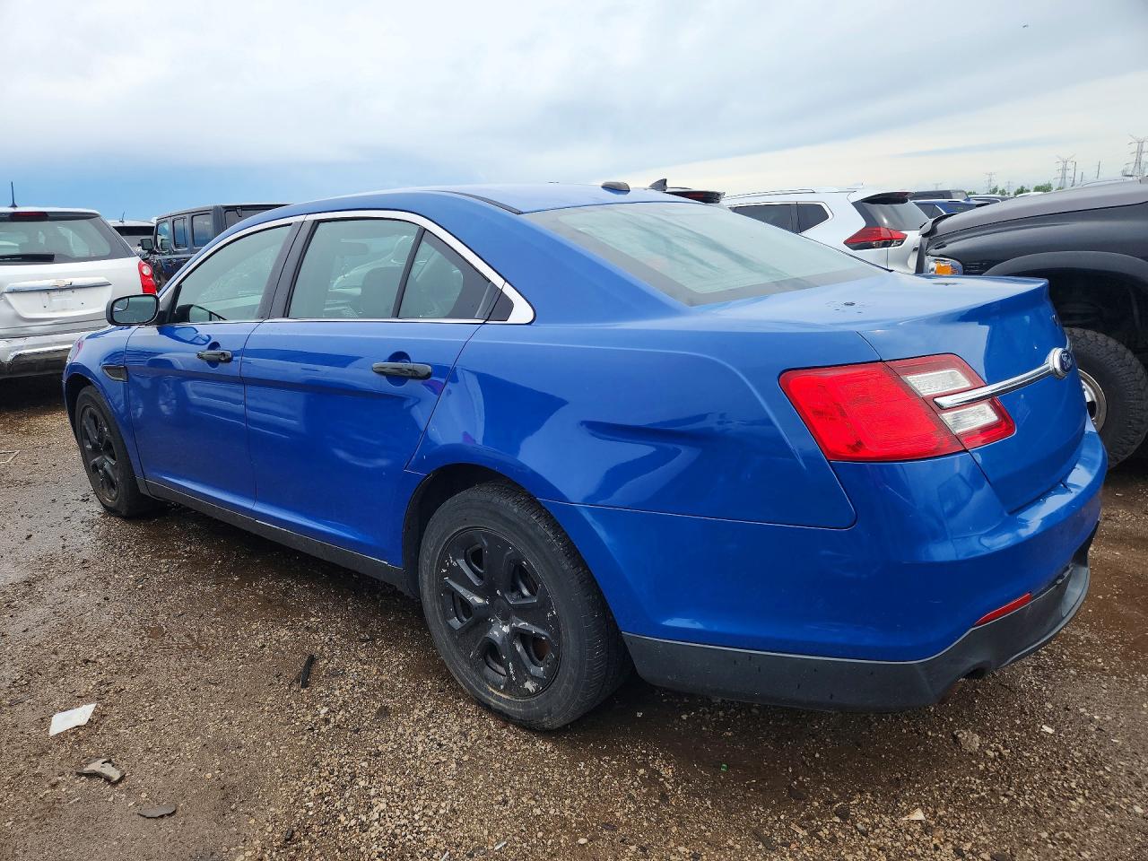 2013 Ford Taurus Police Interceptor Blue vin: 1FAHP2M86DG132404