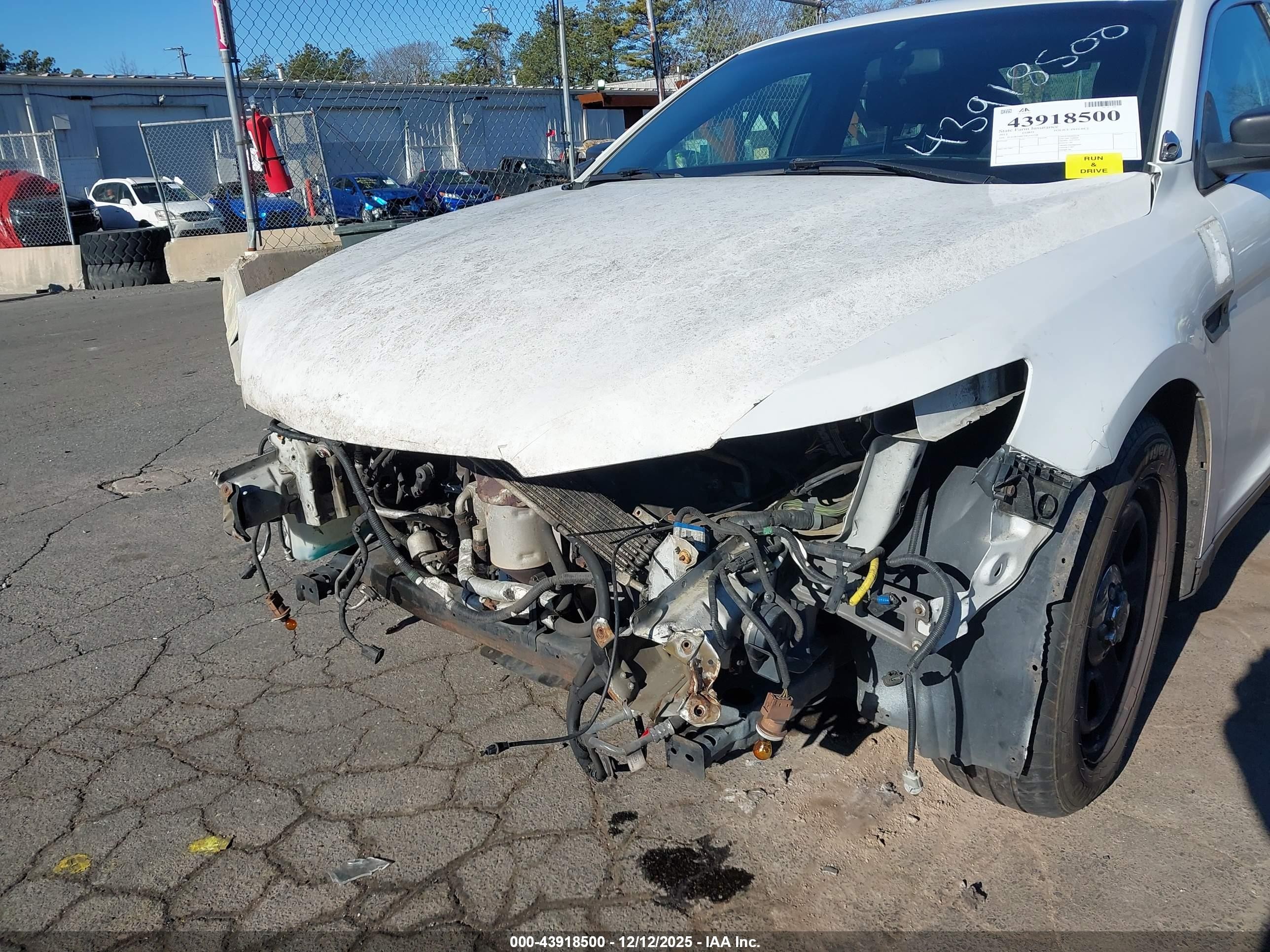 2013 Ford Police Interceptor   White vin: 1FAHP2M87DG143248