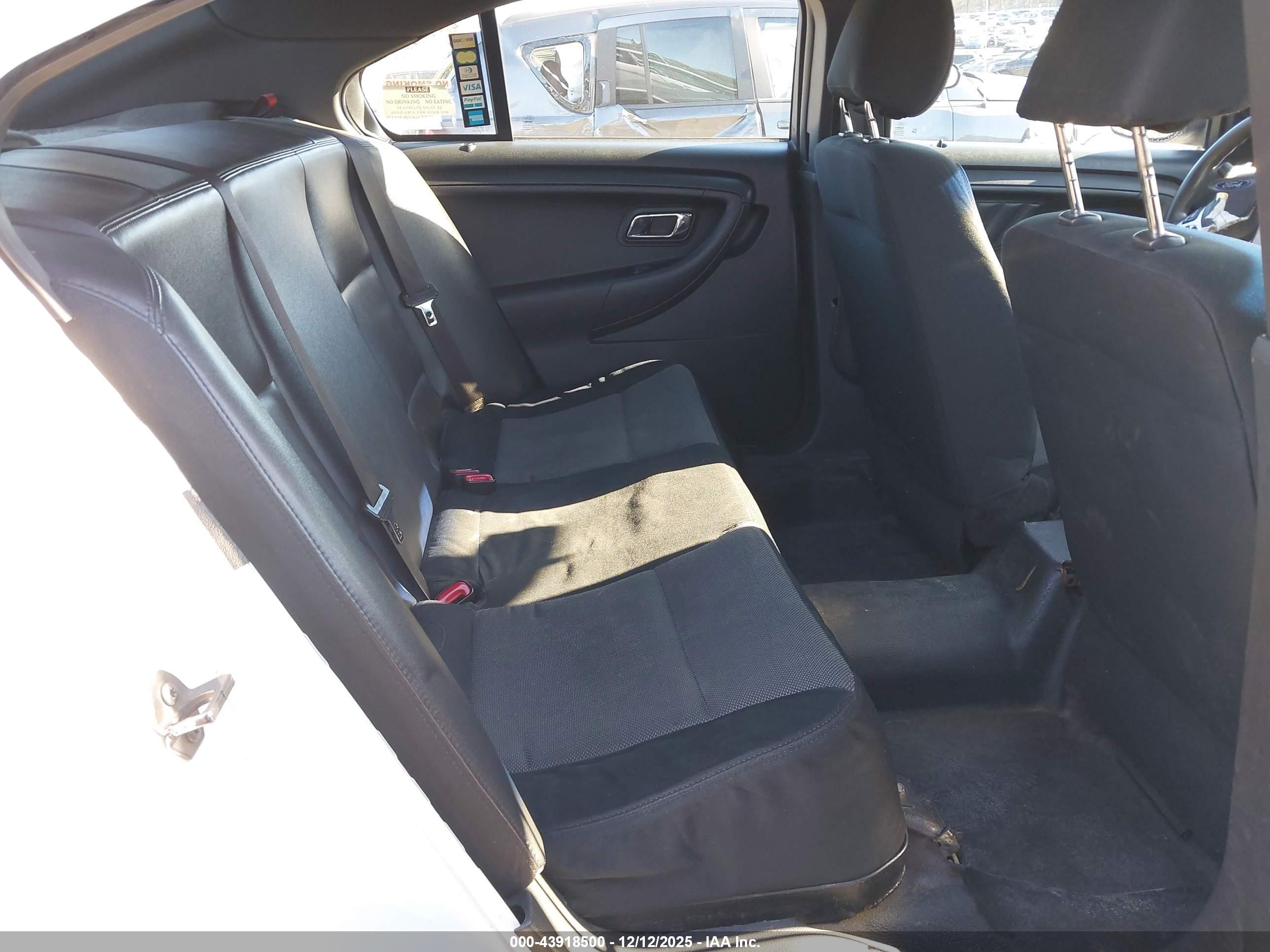 2013 Ford Police Interceptor   White vin: 1FAHP2M87DG143248