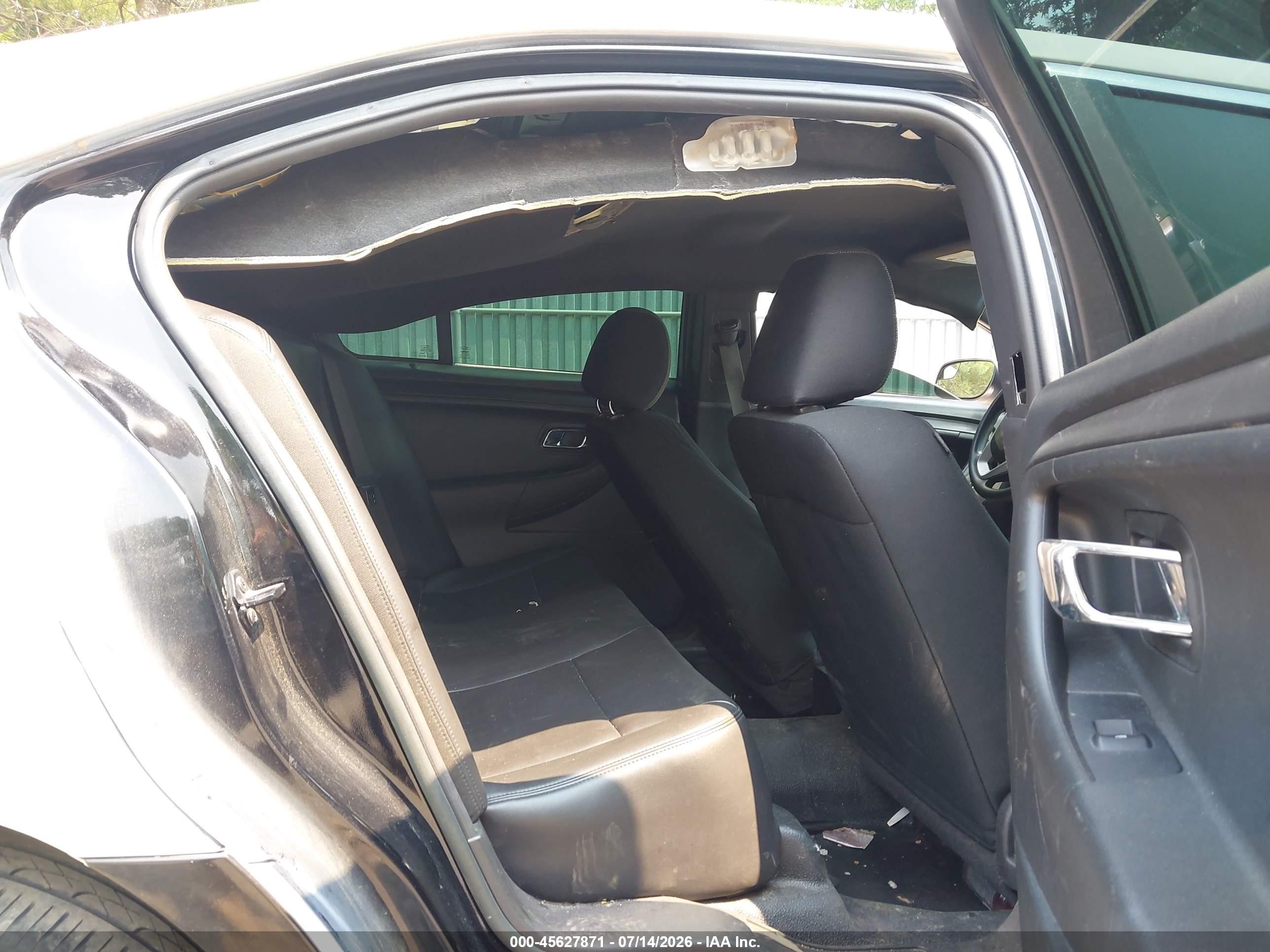 2013 Ford Police Interceptor   White vin: 1FAHP2M87DG202217