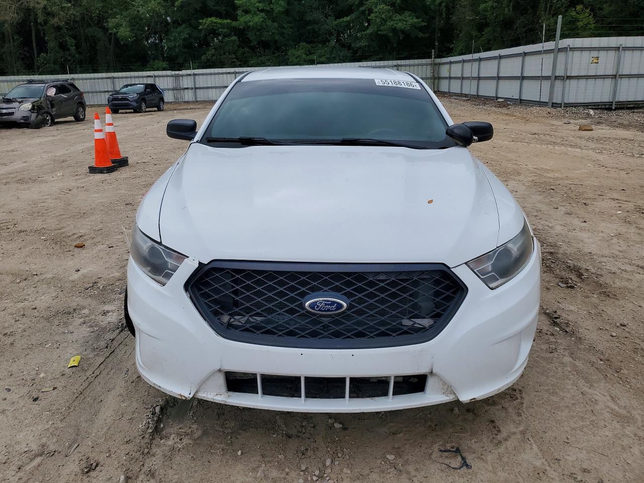 2013 Ford Taurus Police Interceptor White vin: 1FAHP2M89DG152808