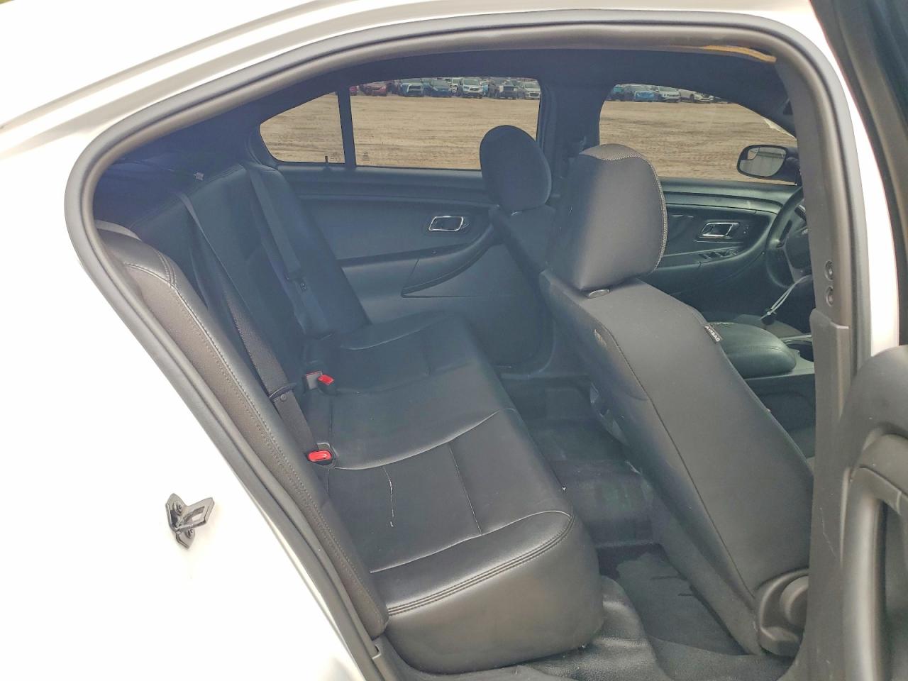 2013 Ford Taurus Police Interceptor White vin: 1FAHP2M89DG152808