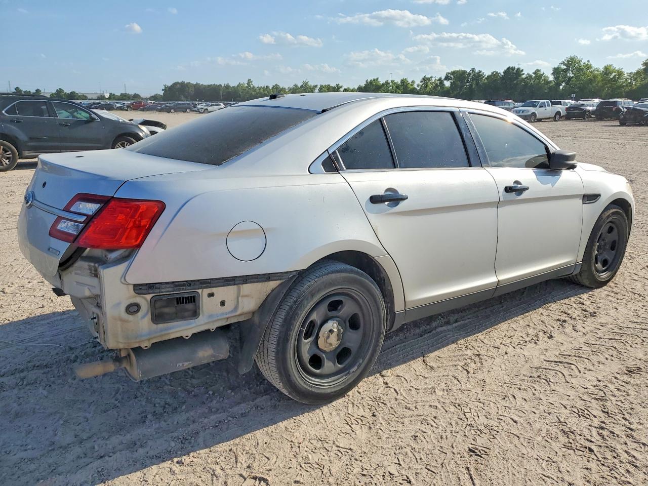 2014 Ford Taurus Police Interceptor Silver vin: 1FAHP2MK0EG175147