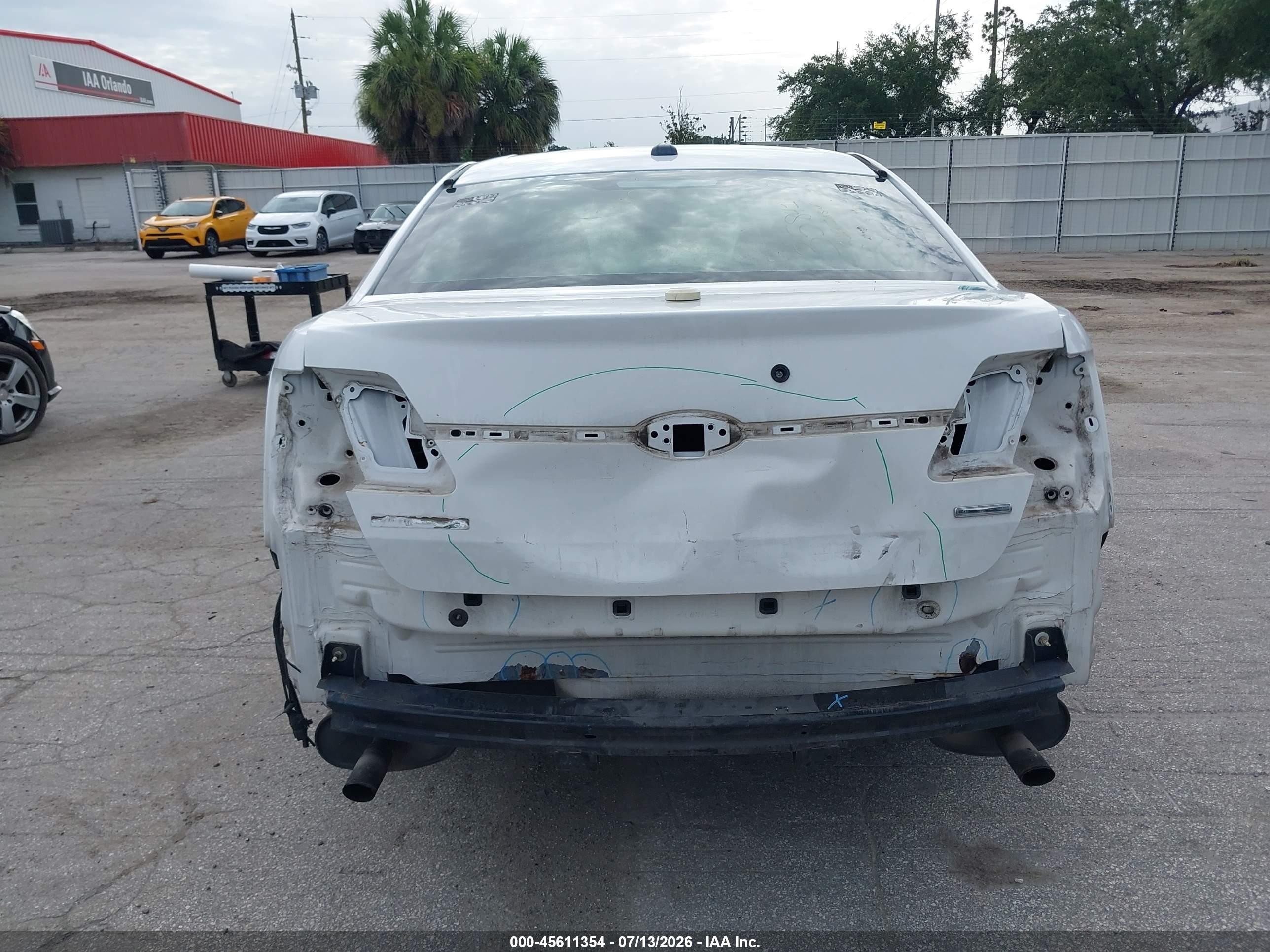 2015 Ford Police Interceptor   White vin: 1FAHP2MK0FG105004