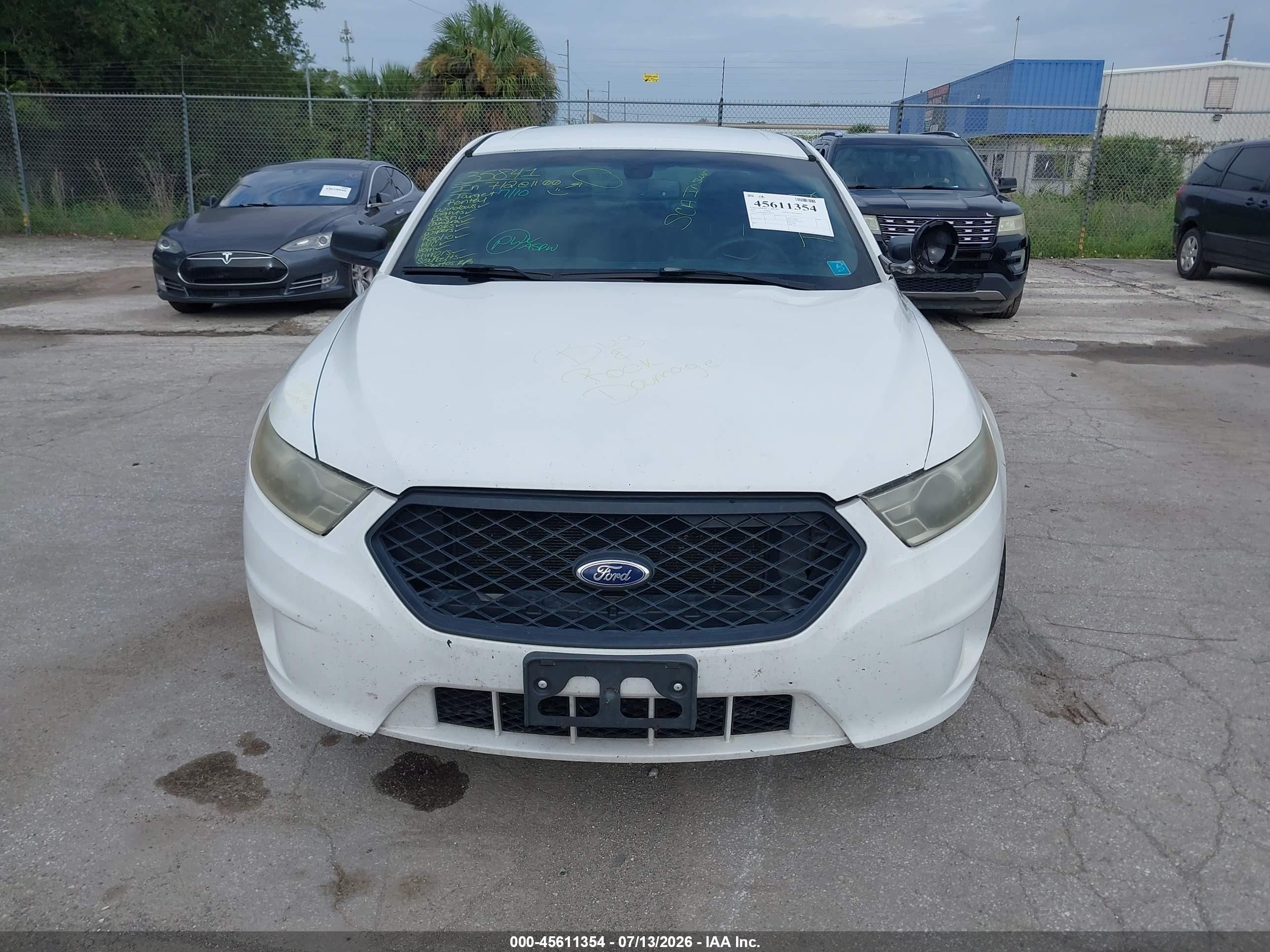 2015 Ford Police Interceptor   White vin: 1FAHP2MK0FG105004