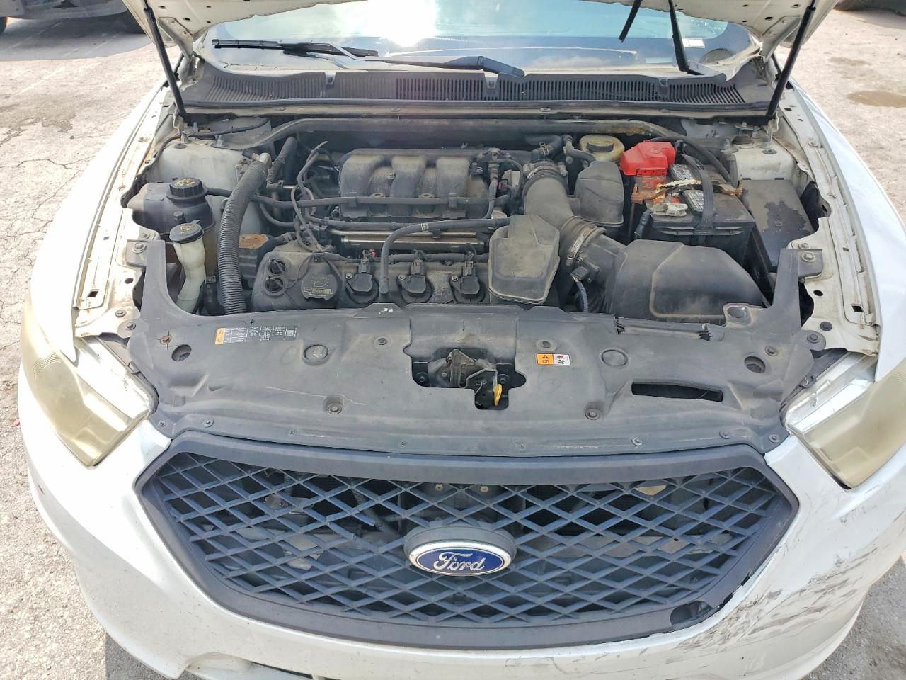 2013 Ford Taurus Police Interceptor White vin: 1FAHP2MK1DG212608