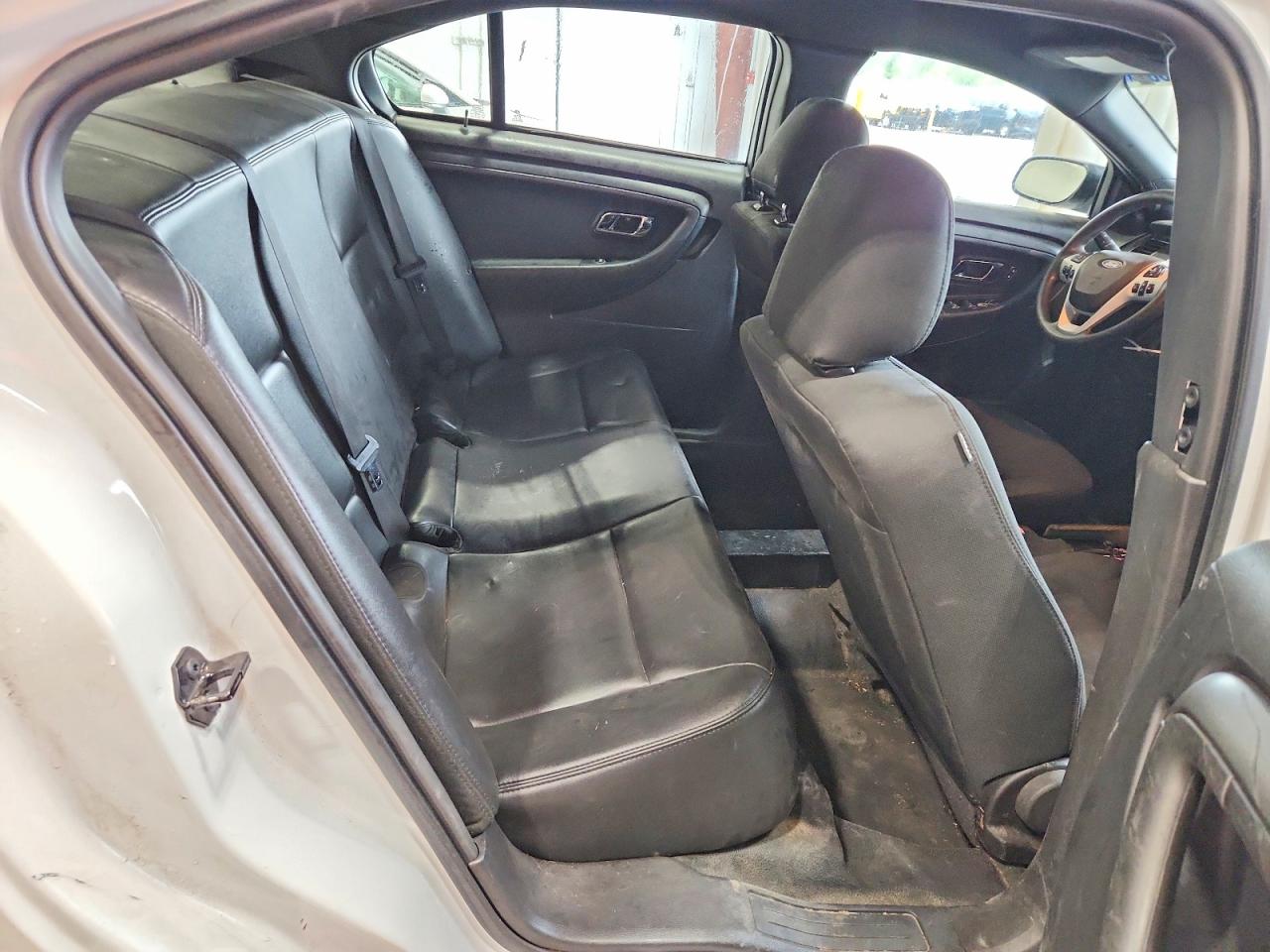 2015 Ford Taurus Police Interceptor Белый vin: 1FAHP2MK1FG157290