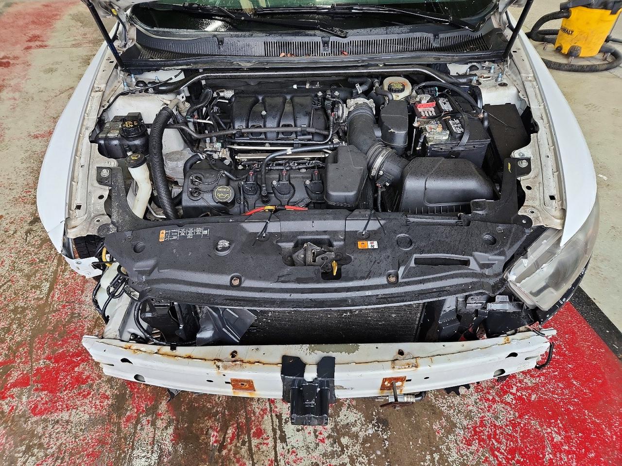 2015 Ford Taurus Police Interceptor Белый vin: 1FAHP2MK1FG157290