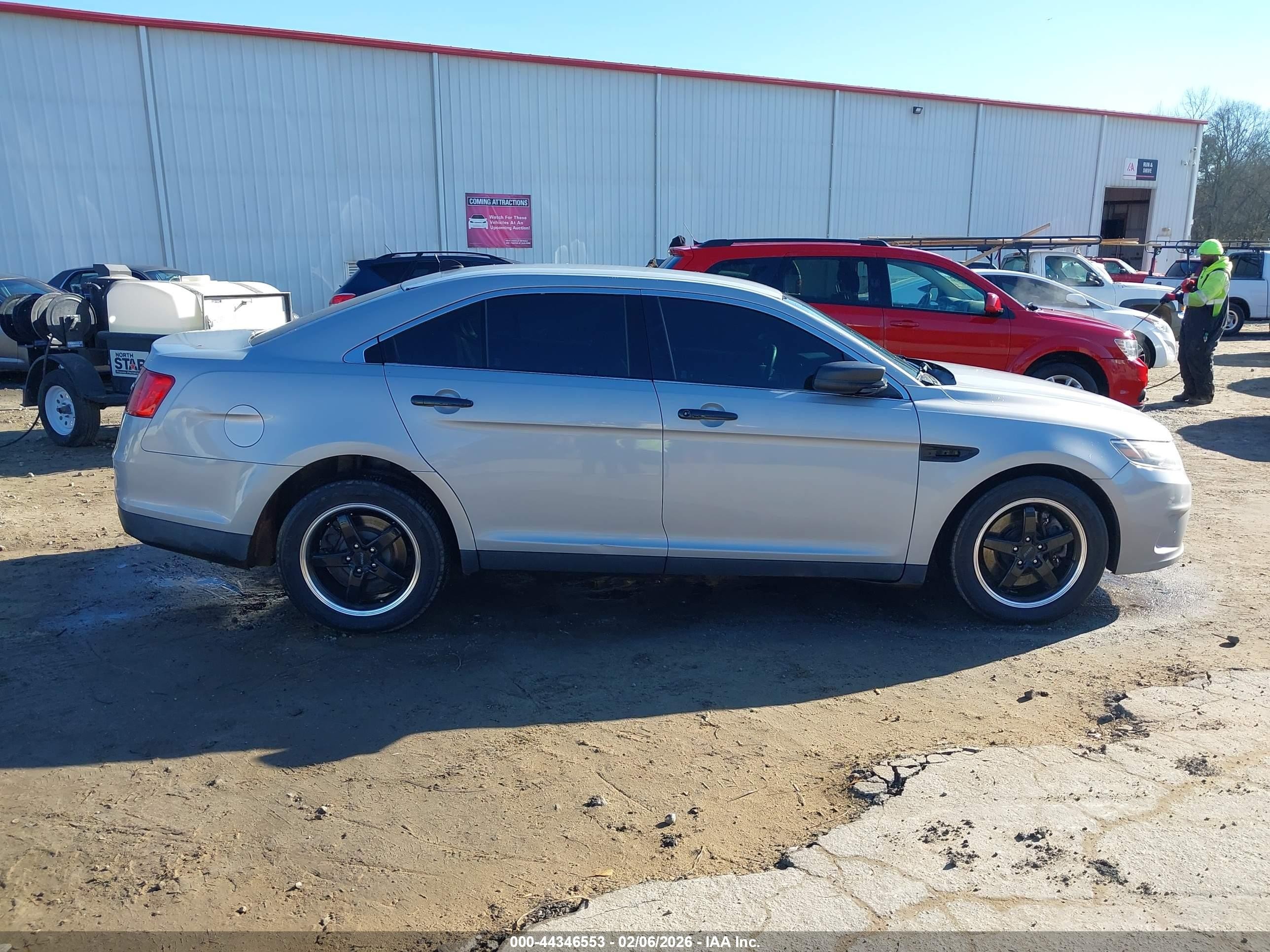 2015 Ford Police Interceptor   Silver vin: 1FAHP2MK2FG180576