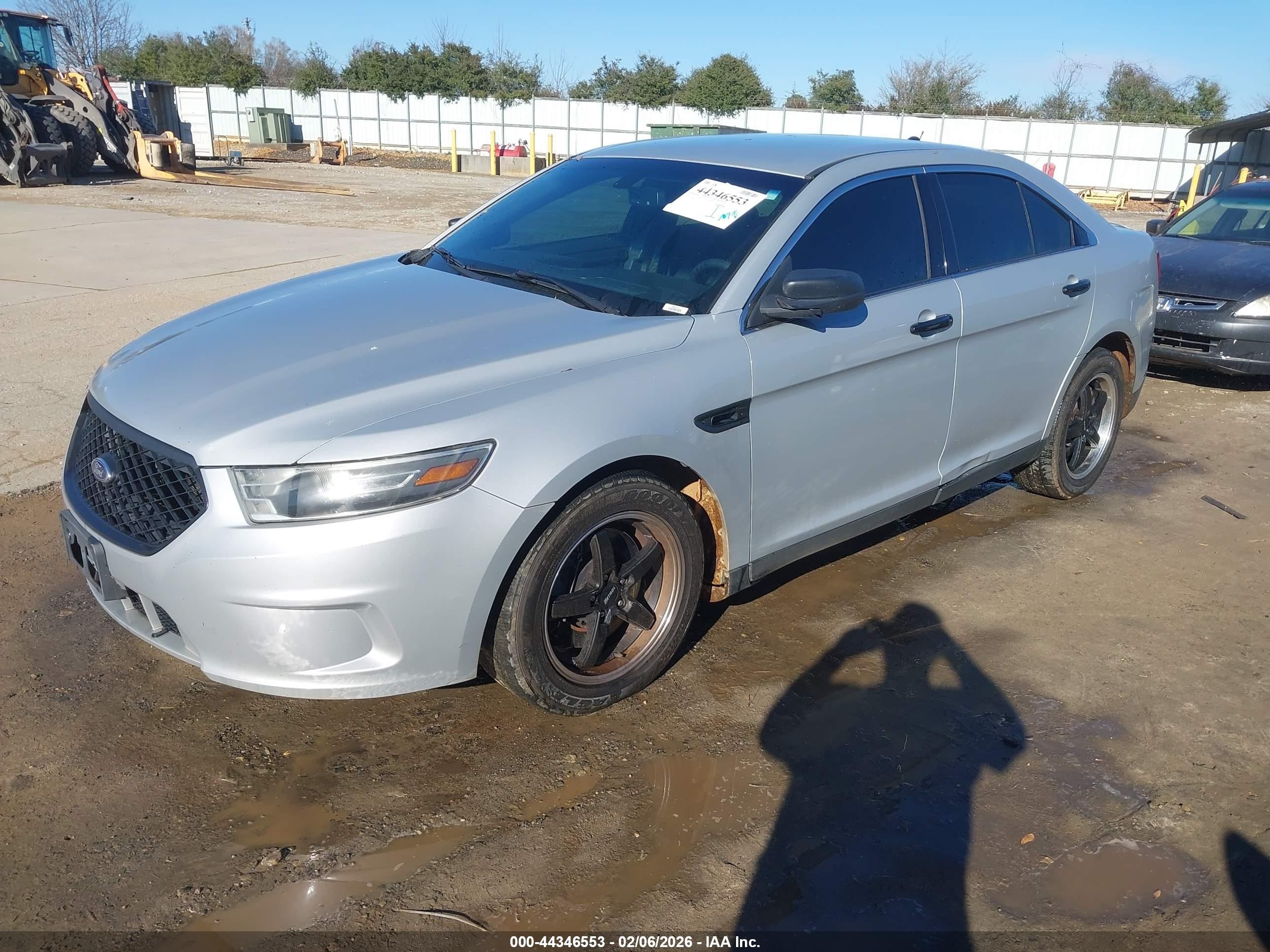 2015 Ford Police Interceptor   Silver vin: 1FAHP2MK2FG180576