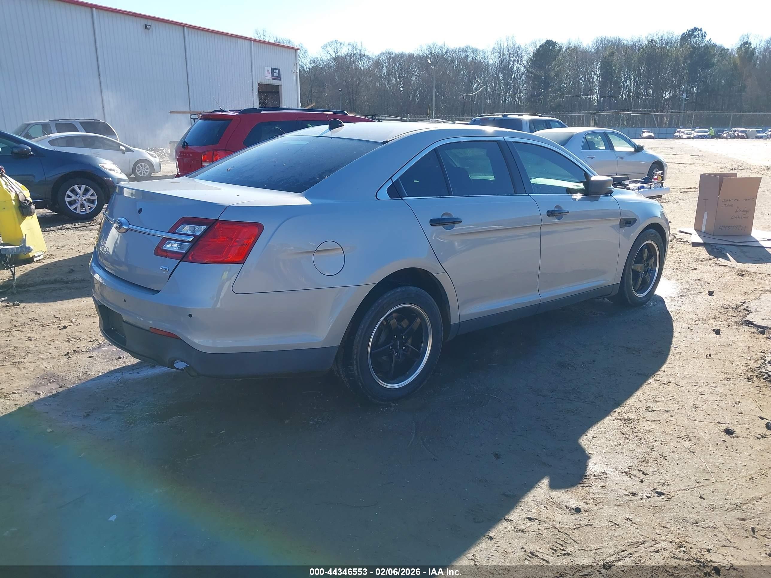 2015 Ford Police Interceptor   Silver vin: 1FAHP2MK2FG180576