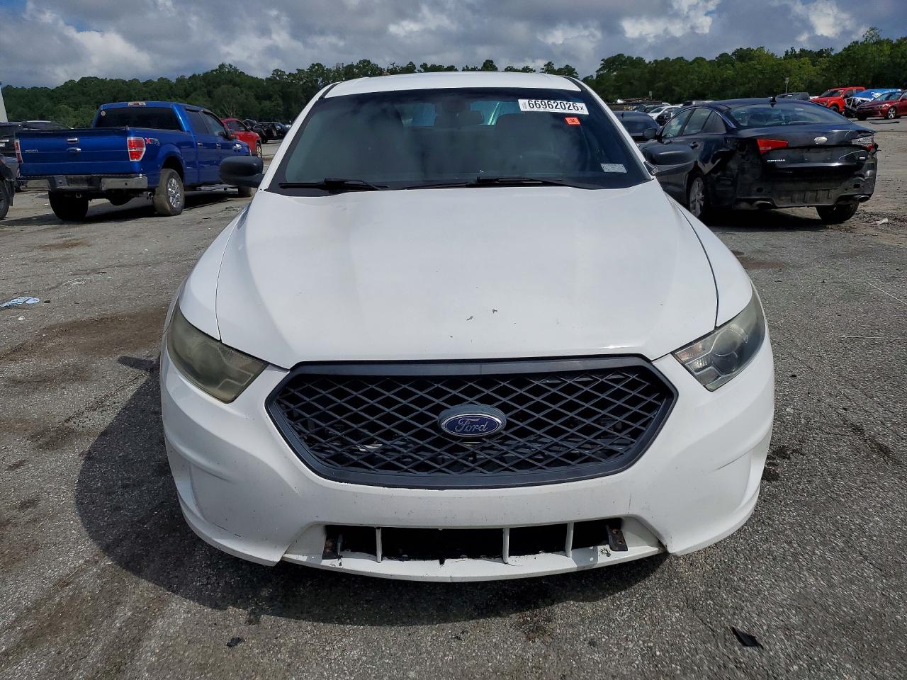 2017 Ford Taurus Police Interceptor White vin: 1FAHP2MK2HG119893