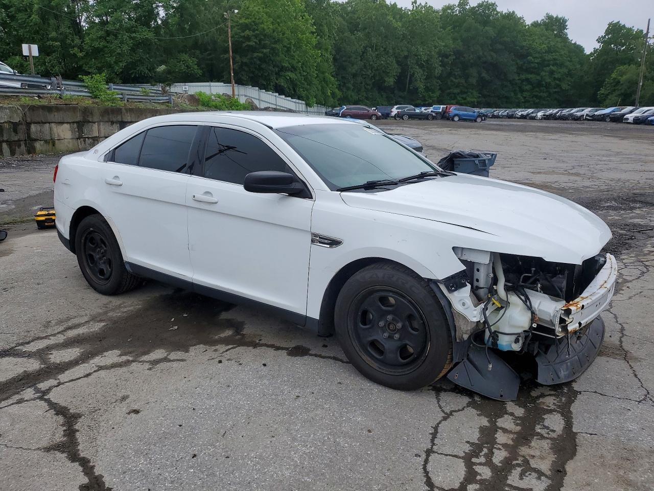 2014 Ford Taurus Police Interceptor White vin: 1FAHP2MK3EG166538