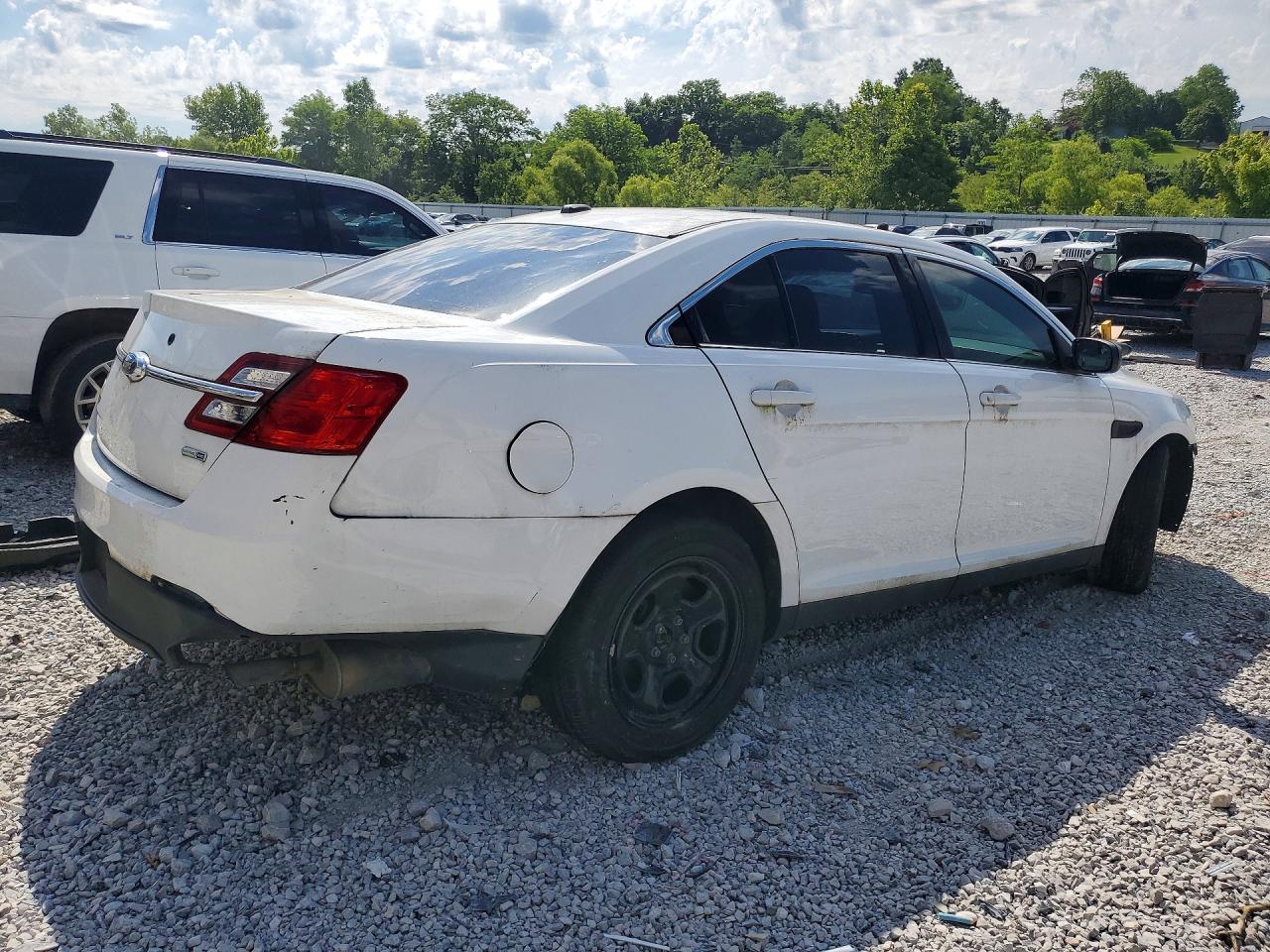 2015 Ford Taurus Police Interceptor White vin: 1FAHP2MK3FG208143