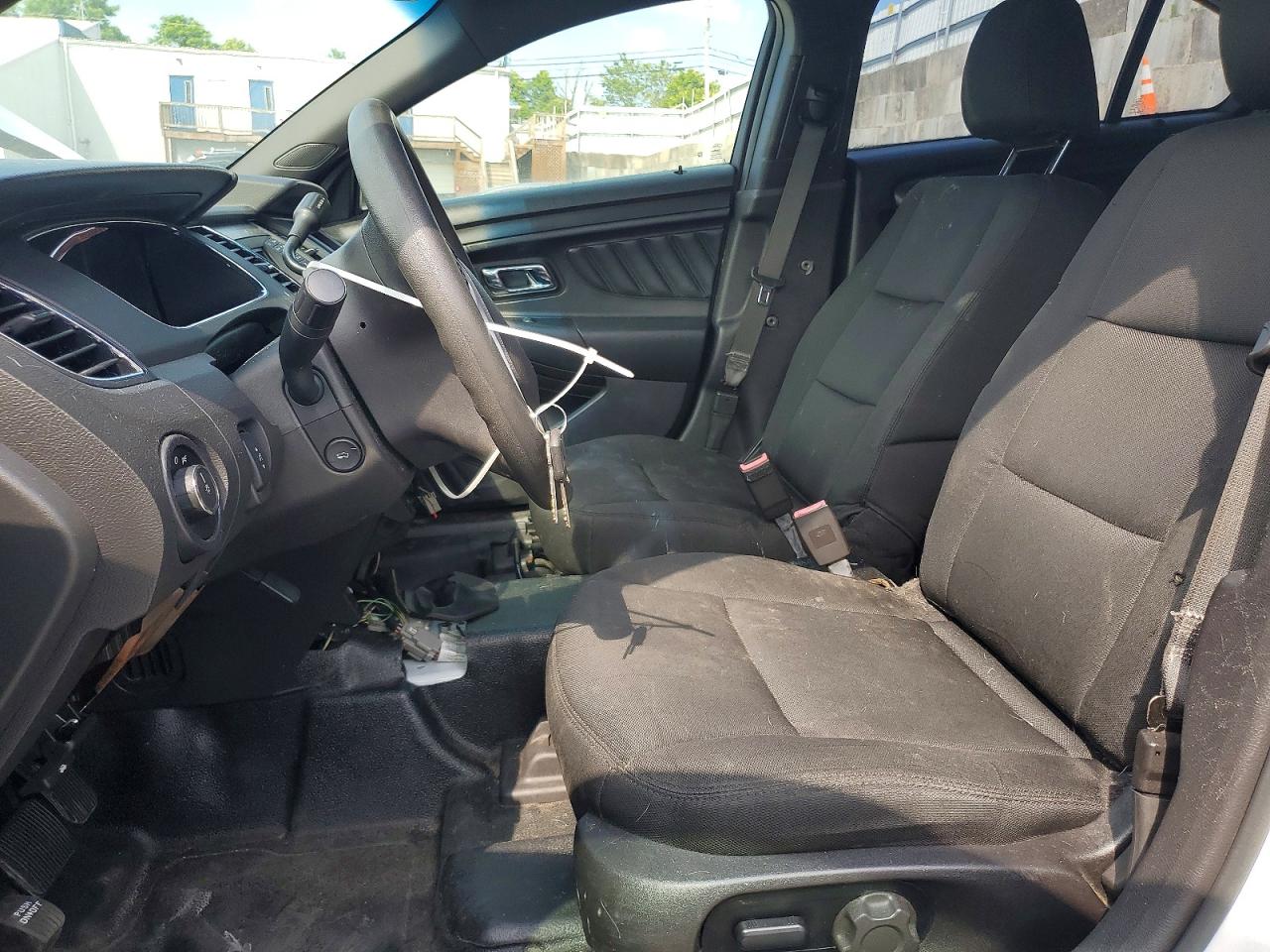 2015 Ford Taurus Police Interceptor White vin: 1FAHP2MK3FG208143