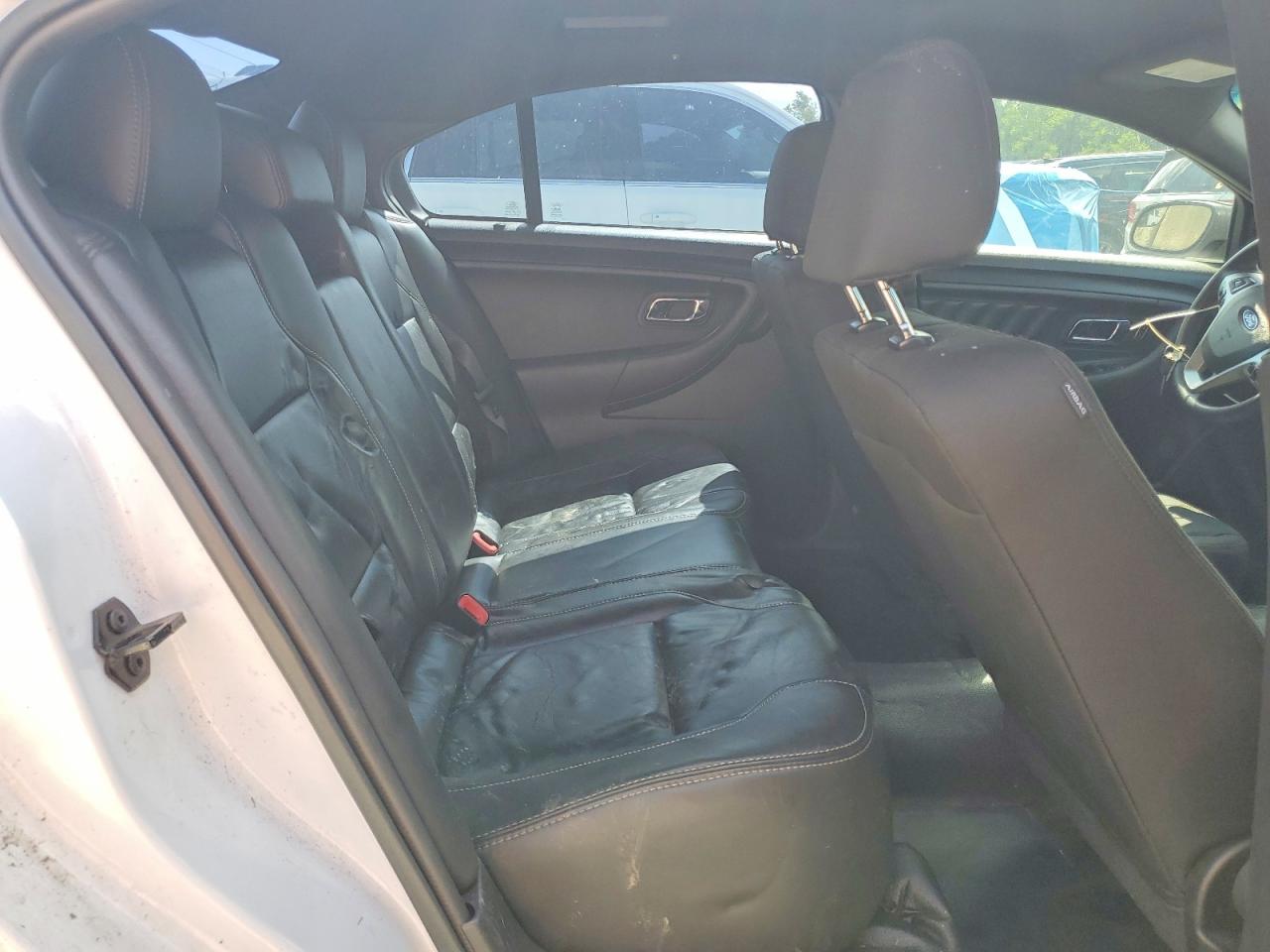 2015 Ford Taurus Police Interceptor White vin: 1FAHP2MK3FG208143