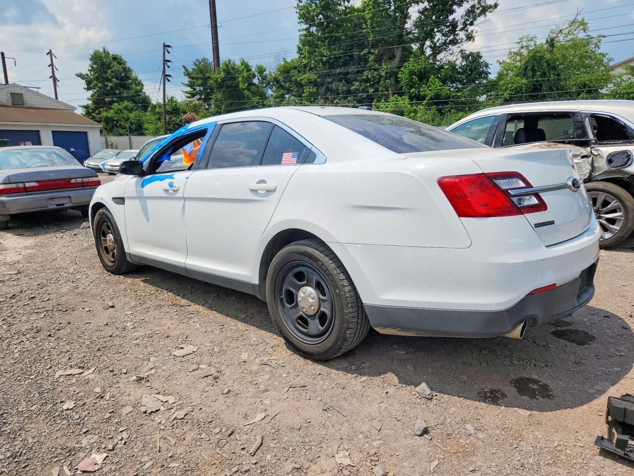 2013 Ford Taurus Police Interceptor Белый vin: 1FAHP2MK4DG218726
