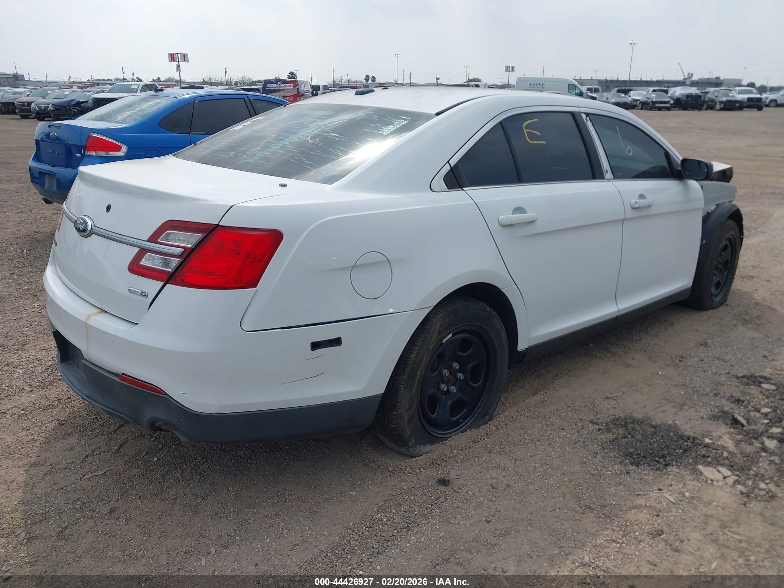 2015 Ford Police Interceptor   White vin: 1FAHP2MK4FG175749