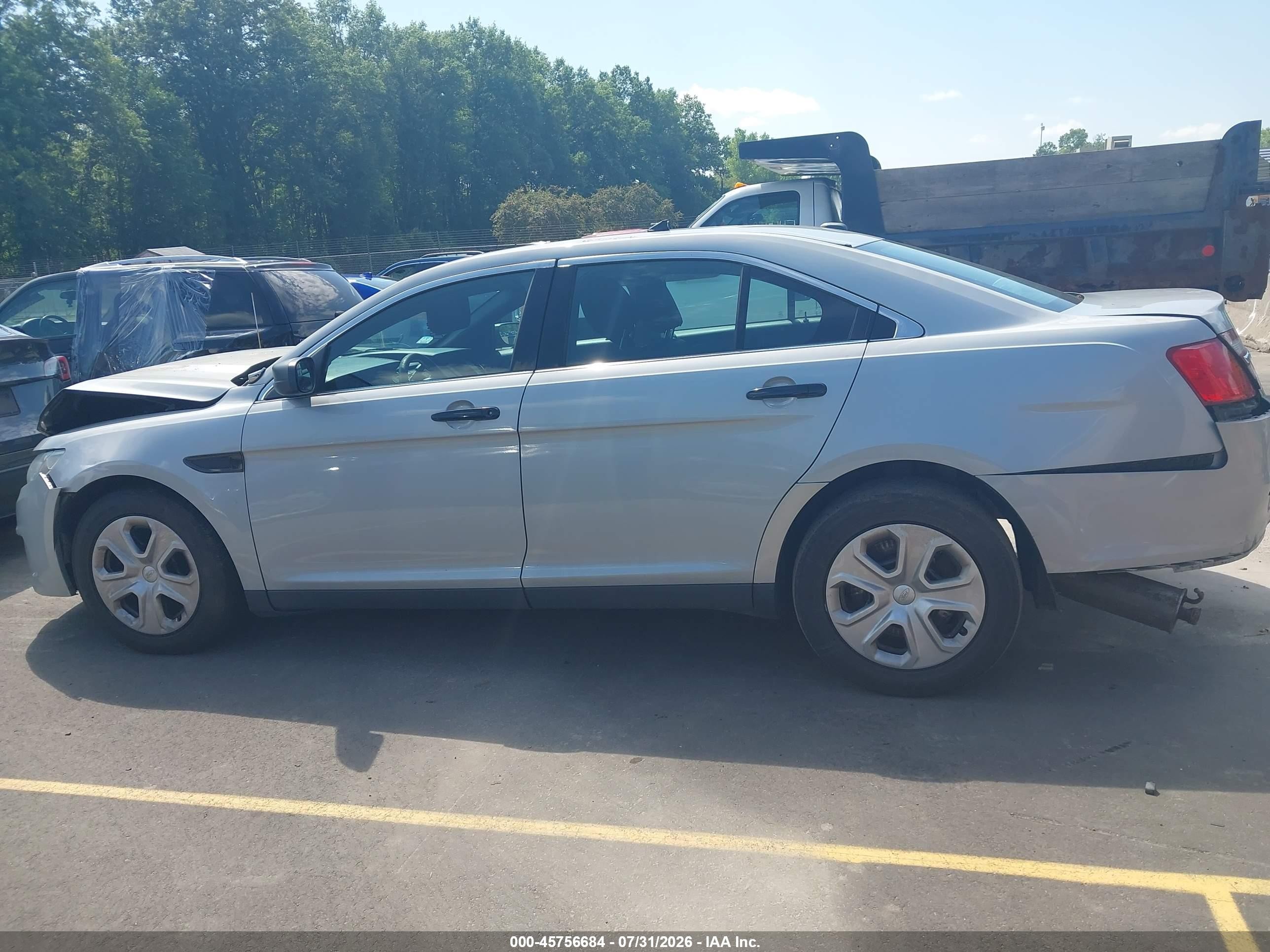 2016 Ford Police Interceptor Silver vin: 1FAHP2MK4GG155258