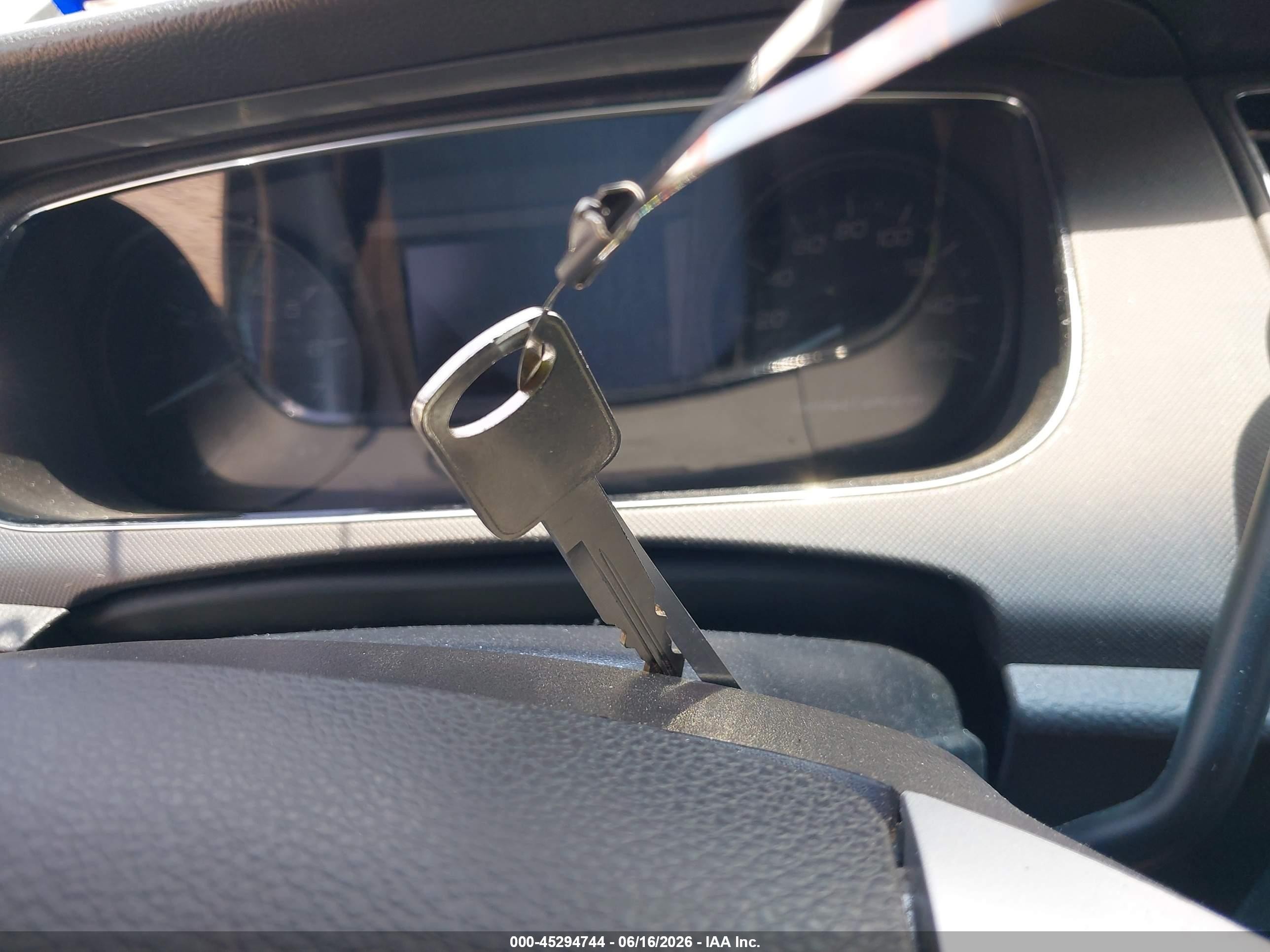 2014 Ford Police Interceptor   Silver vin: 1FAHP2MK5EG175144