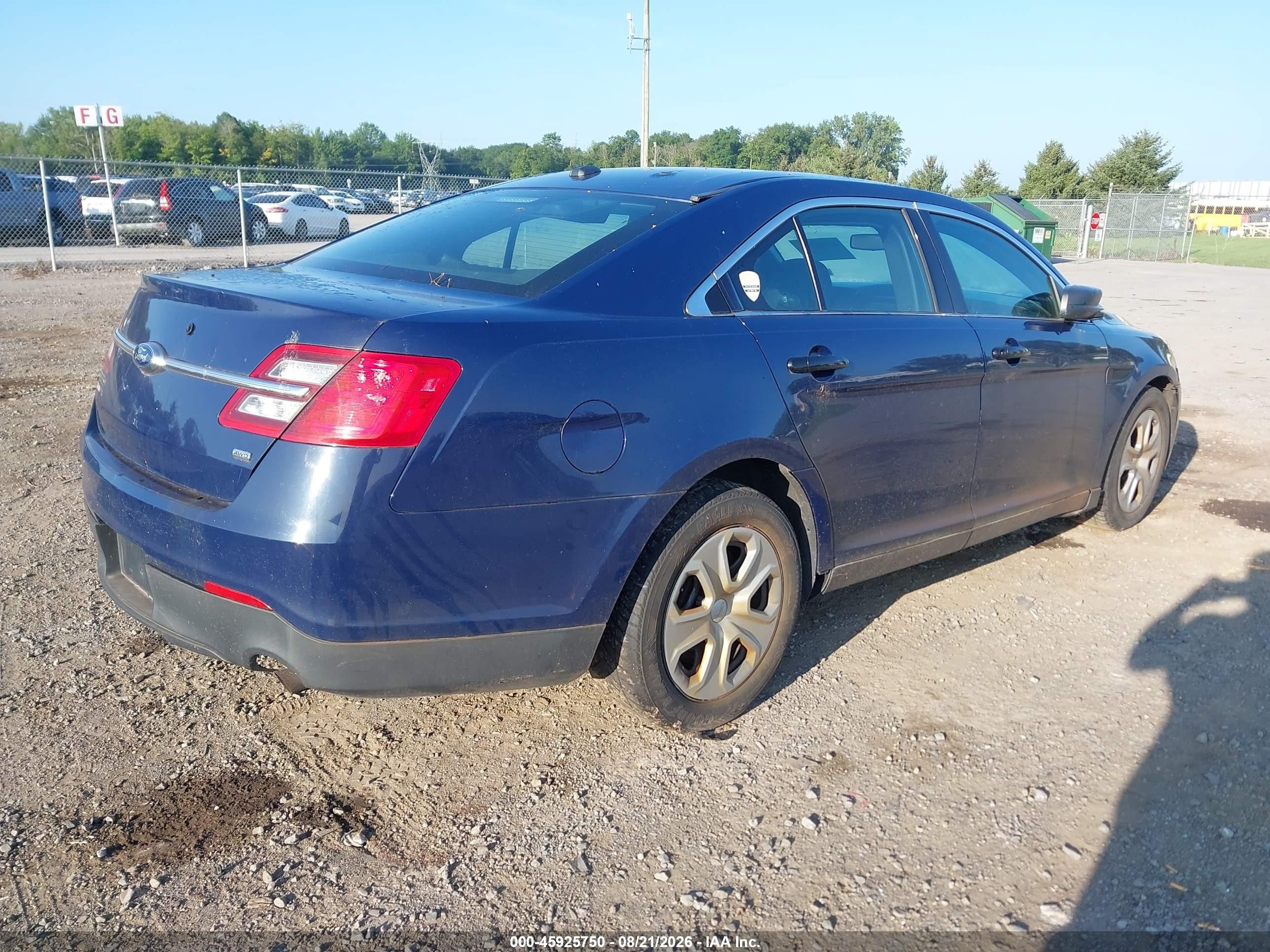 2014 Ford Police Interceptor   Blue vin: 1FAHP2MK5EG178674