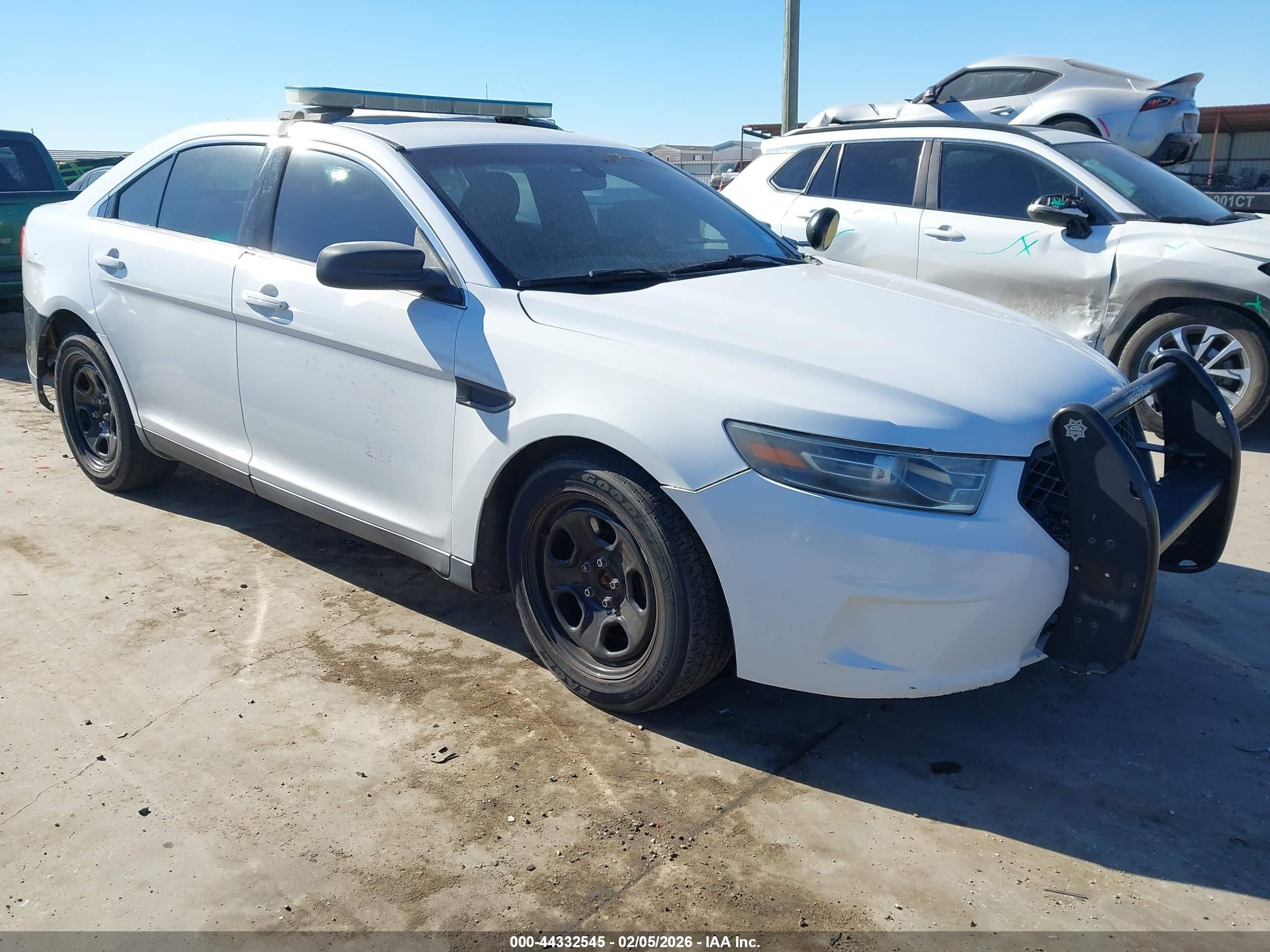 2015 Ford Police Interceptor   White vin: 1FAHP2MK5FG109310