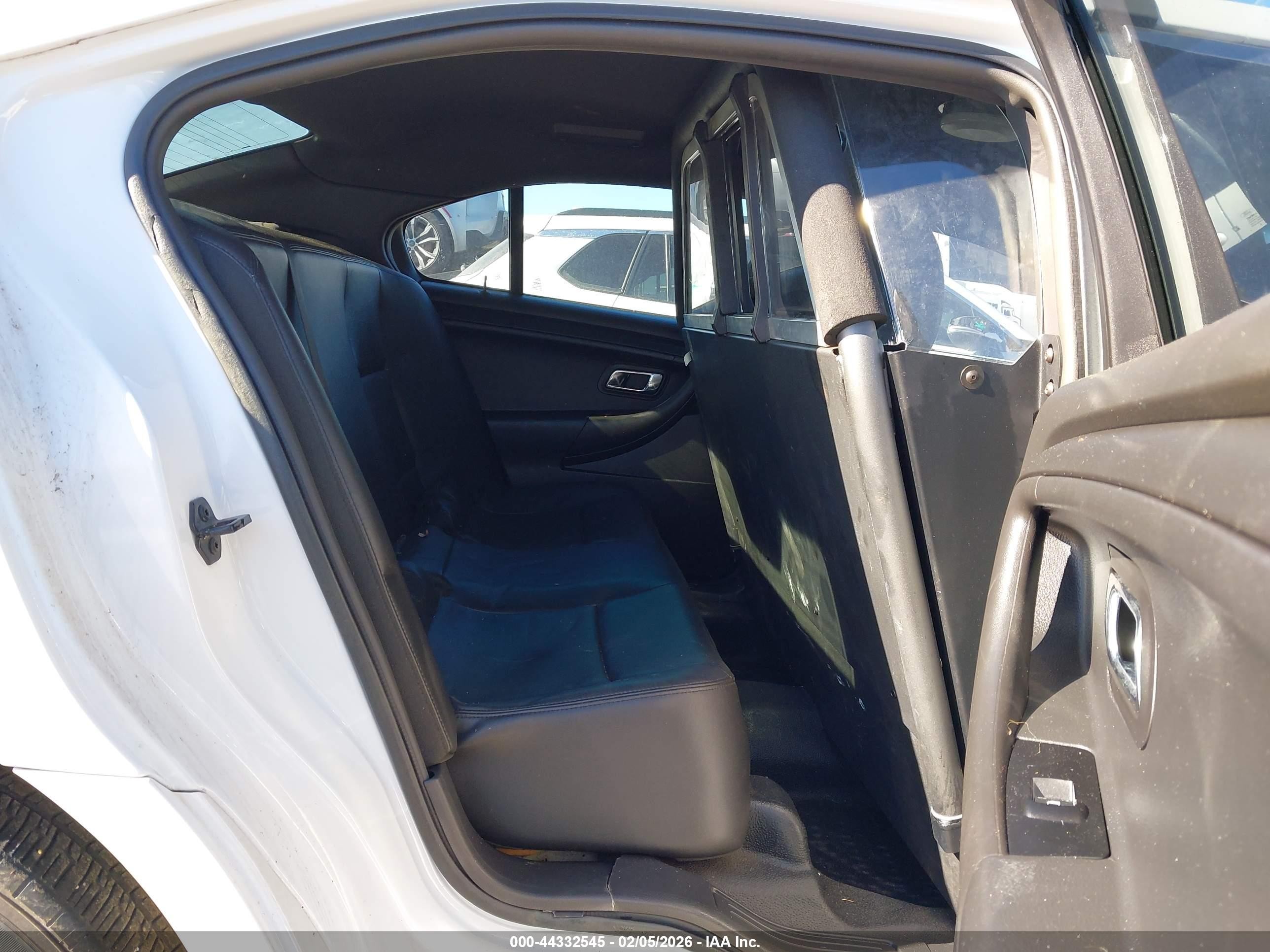 2015 Ford Police Interceptor   White vin: 1FAHP2MK5FG109310