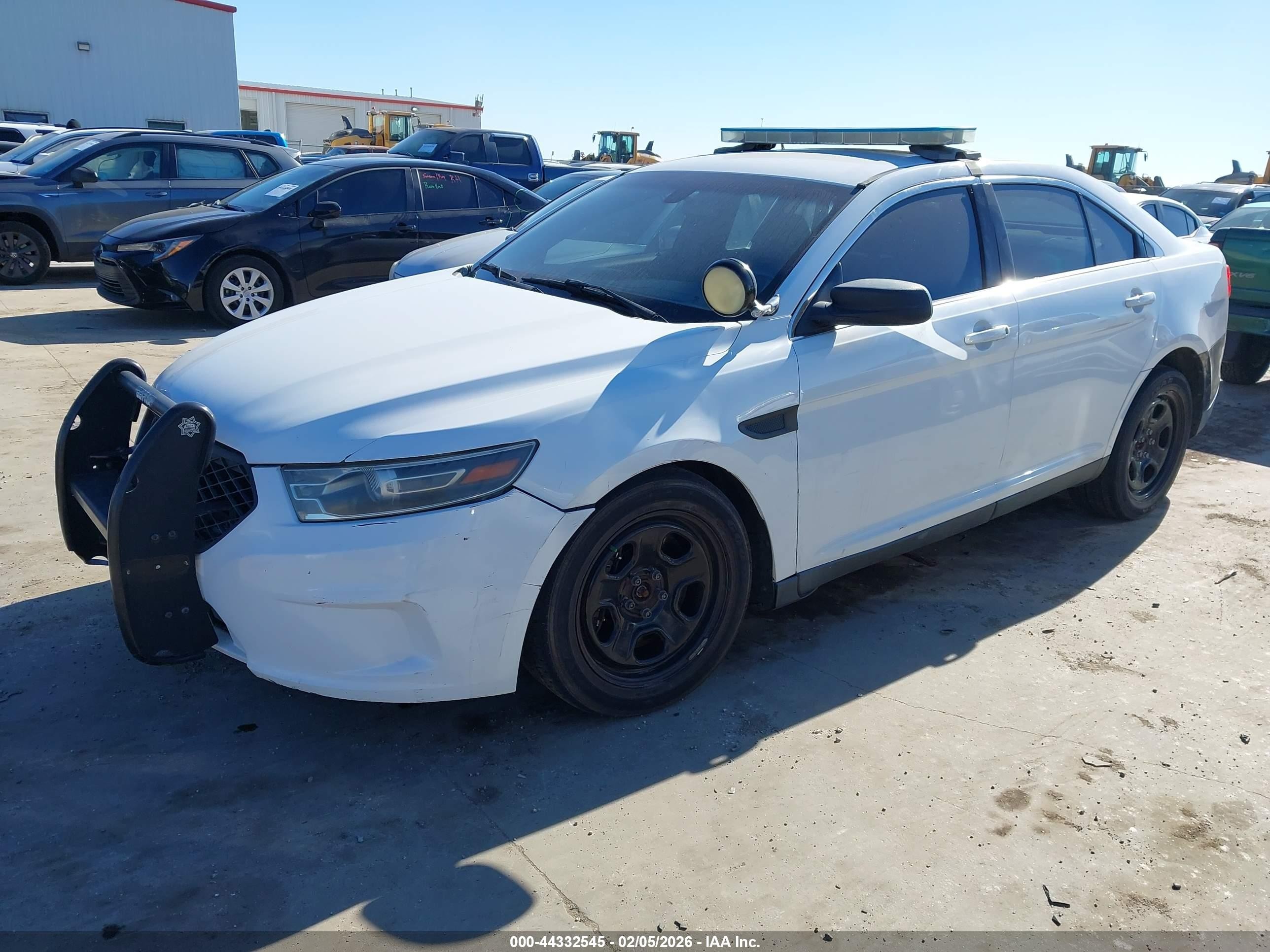 2015 Ford Police Interceptor   White vin: 1FAHP2MK5FG109310