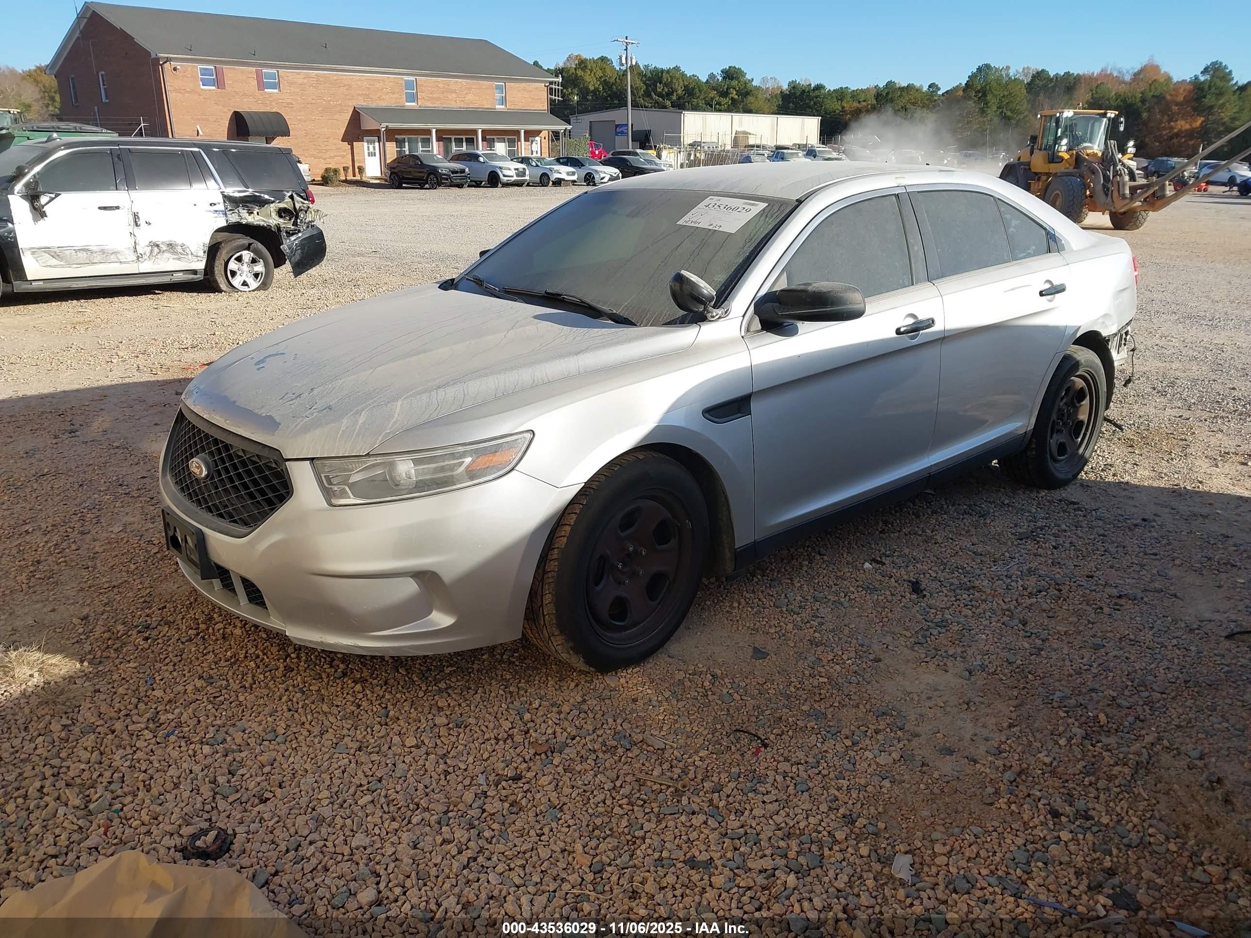 2015 Ford Police Interceptor   Silver vin: 1FAHP2MK5FG162069