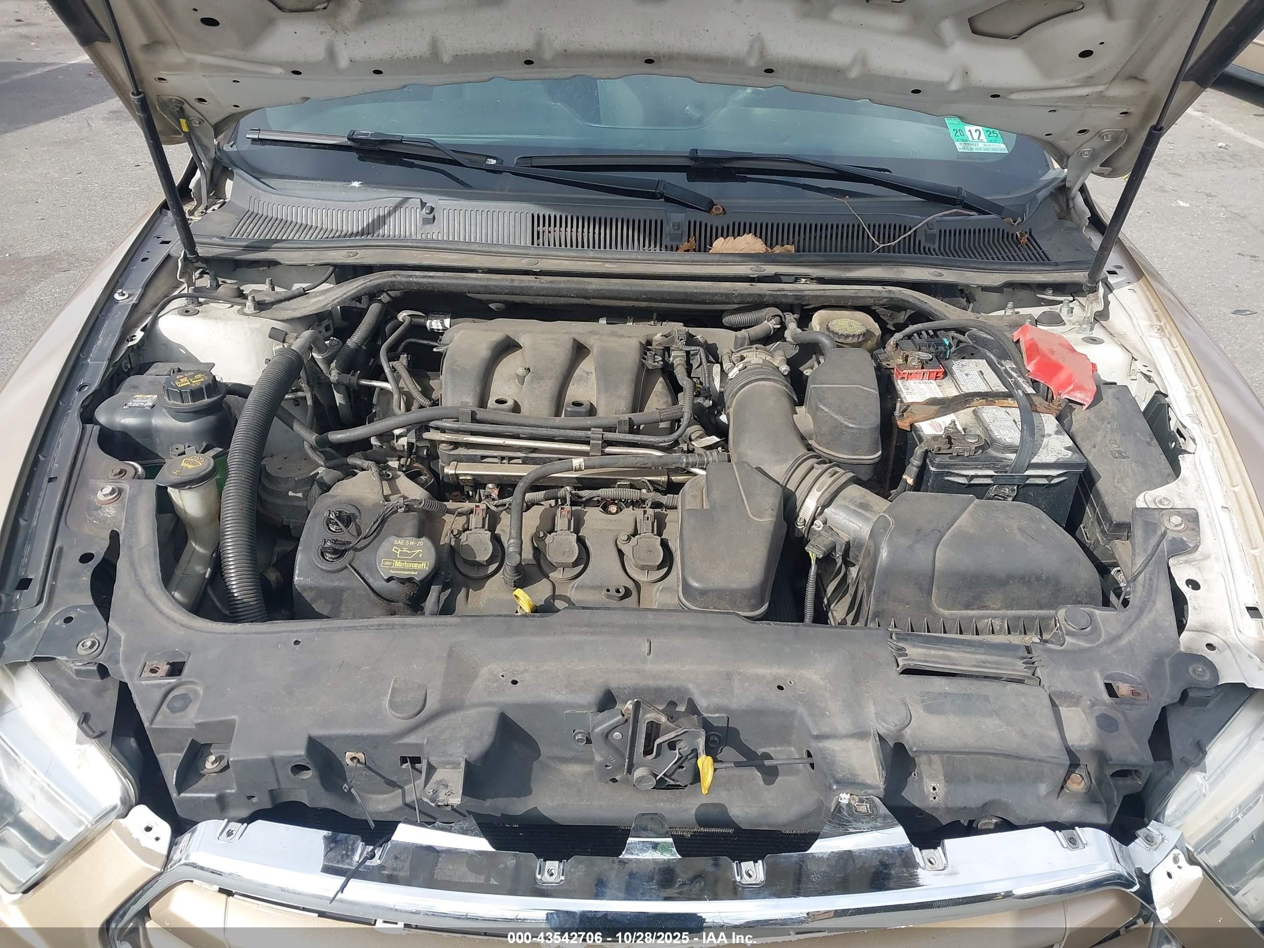 2015 Ford Police Interceptor   Gold vin: 1FAHP2MK5FG178529