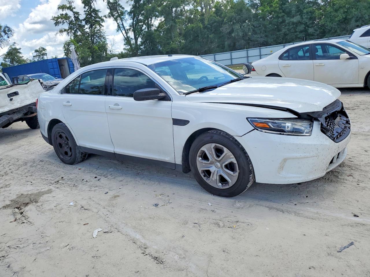 2019 Ford Taurus Police Interceptor White vin: 1FAHP2MK5KG102920