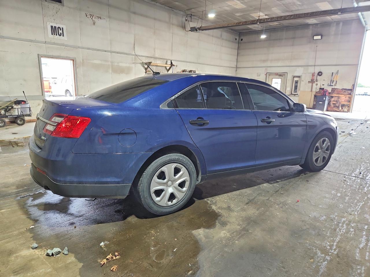 2014 Ford Taurus Police Interceptor Blue vin: 1FAHP2MK7EG130027