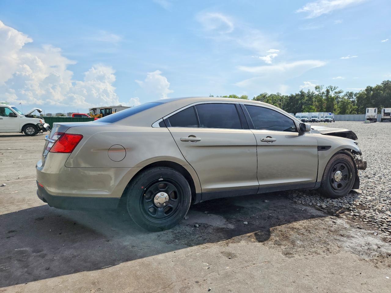 2014 Ford Taurus Police Interceptor Gray vin: 1FAHP2MK7EG131663