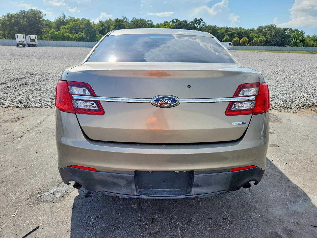 2014 Ford Taurus Police Interceptor Gray vin: 1FAHP2MK7EG131663
