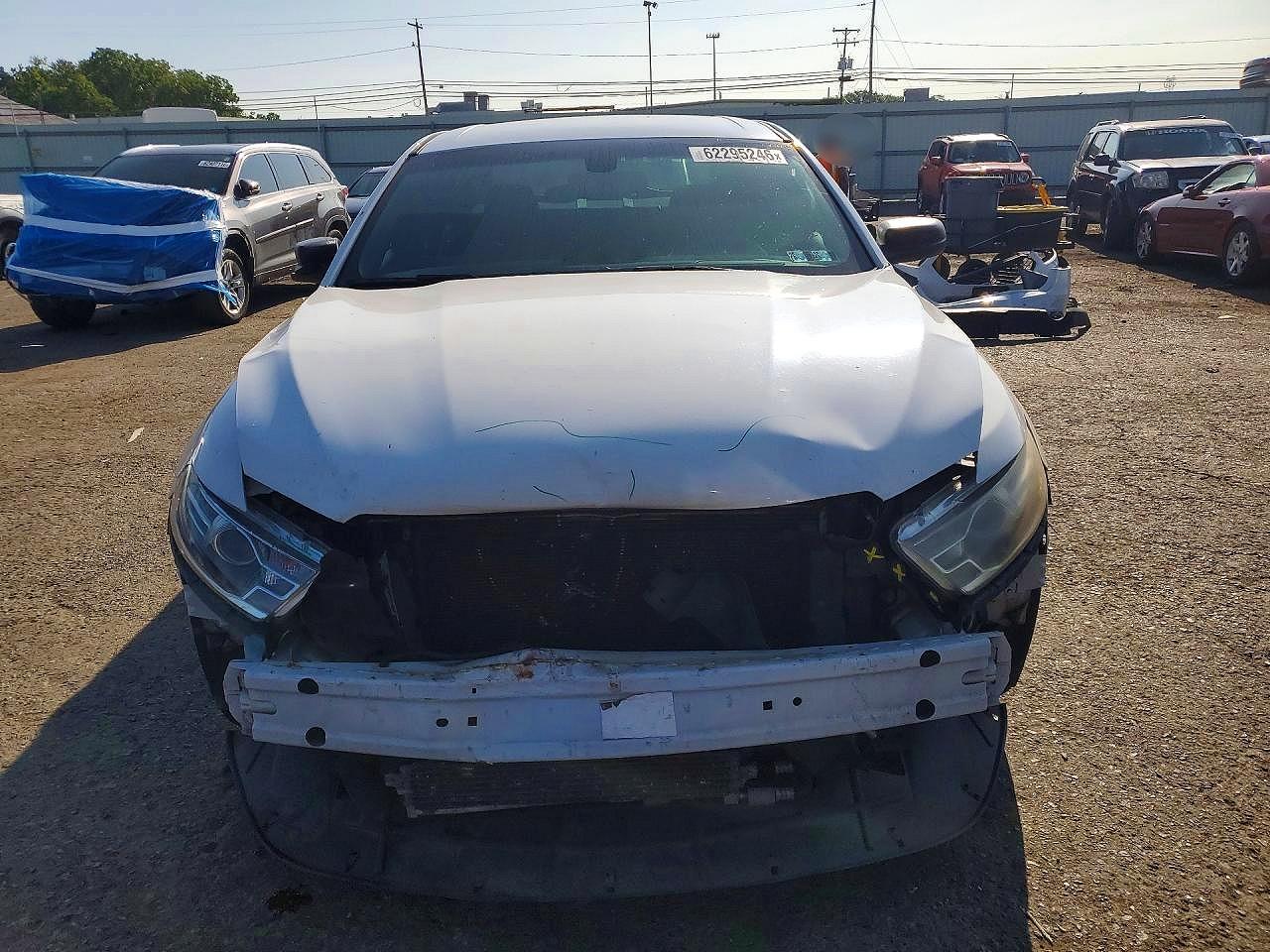 2015 Ford Taurus Police Interceptor Белый vin: 1FAHP2MK7FG203690