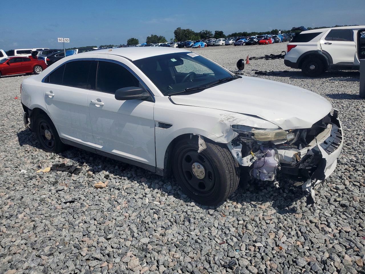 2015 Ford Taurus White vin: 1FAHP2MK8FG135741