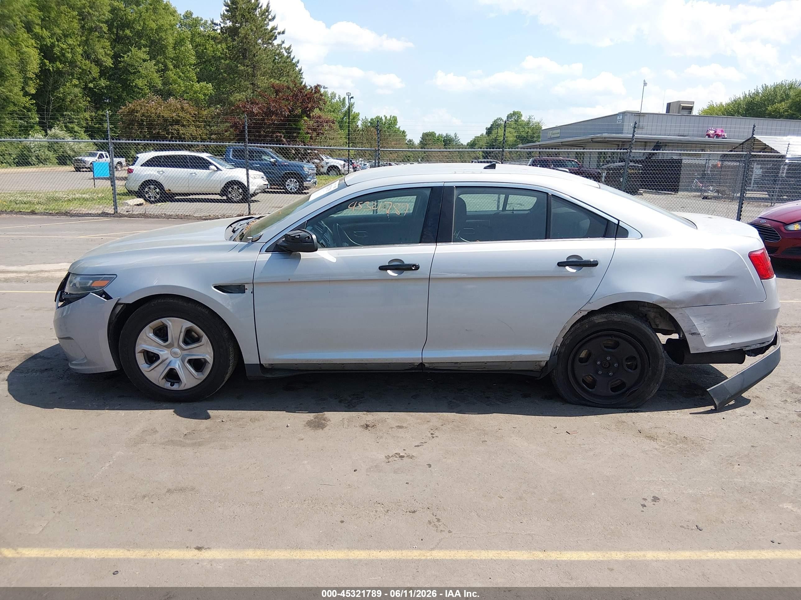2015 Ford Police Interceptor   Gray vin: 1FAHP2MK8FG141099
