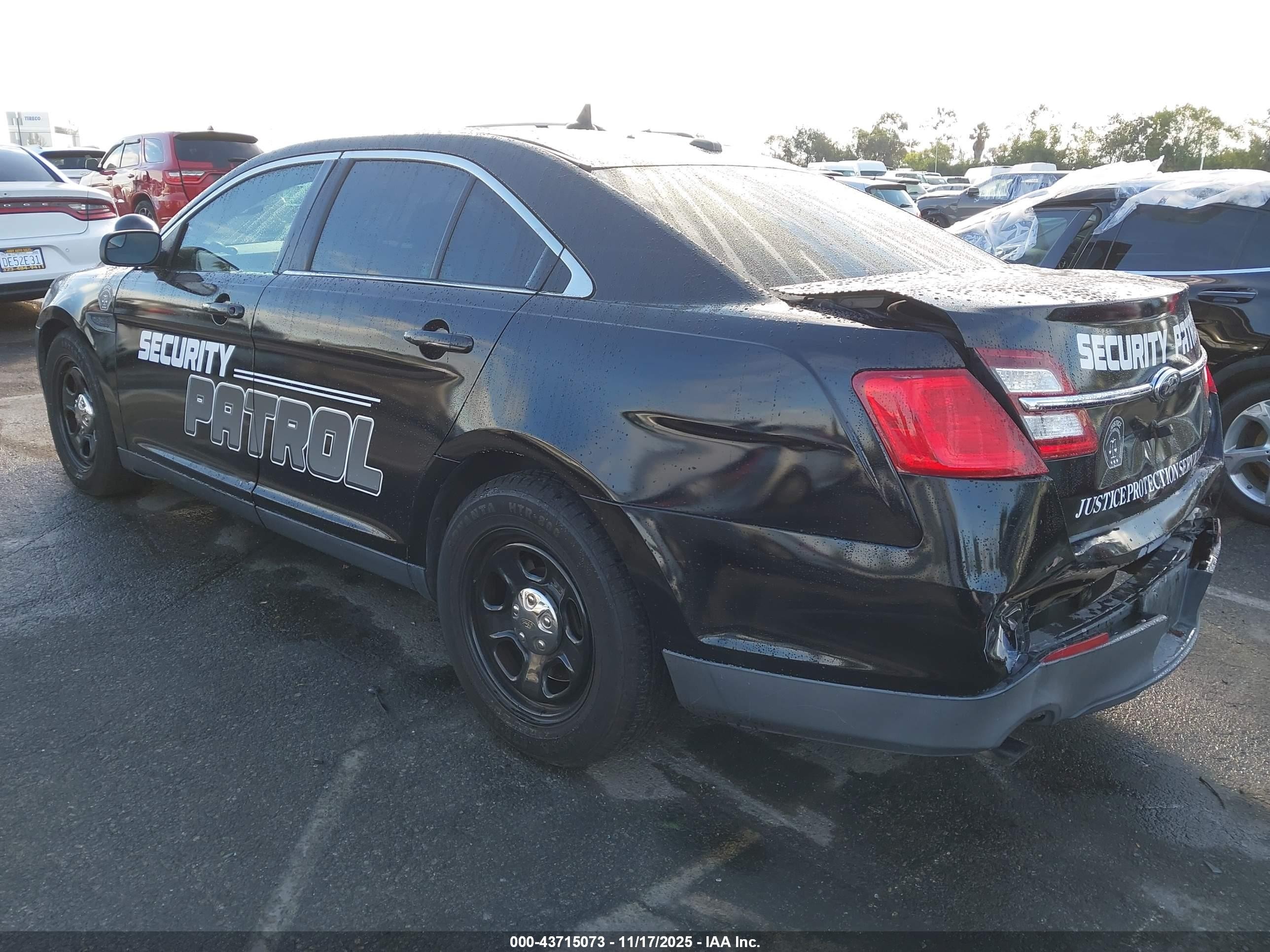 2015 Ford Police Interceptor   Black vin: 1FAHP2MK8FG165208