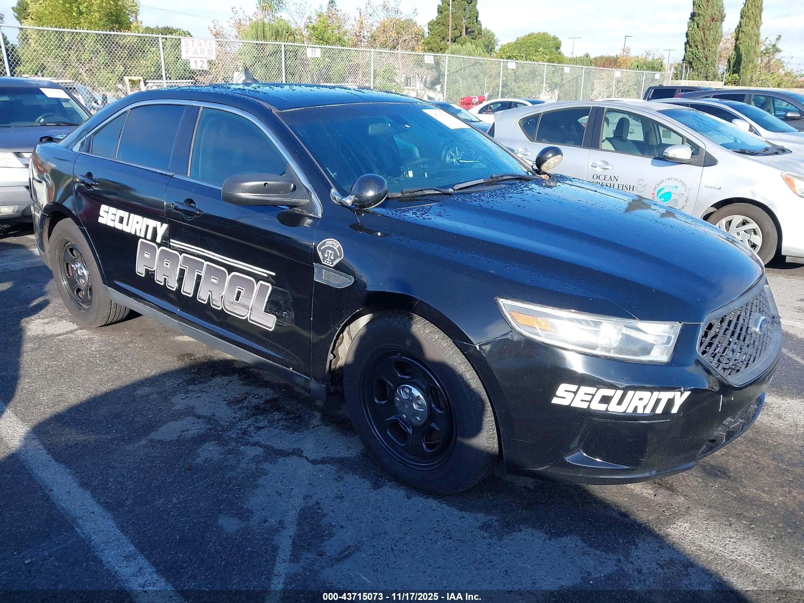2015 Ford Police Interceptor   Black vin: 1FAHP2MK8FG165208