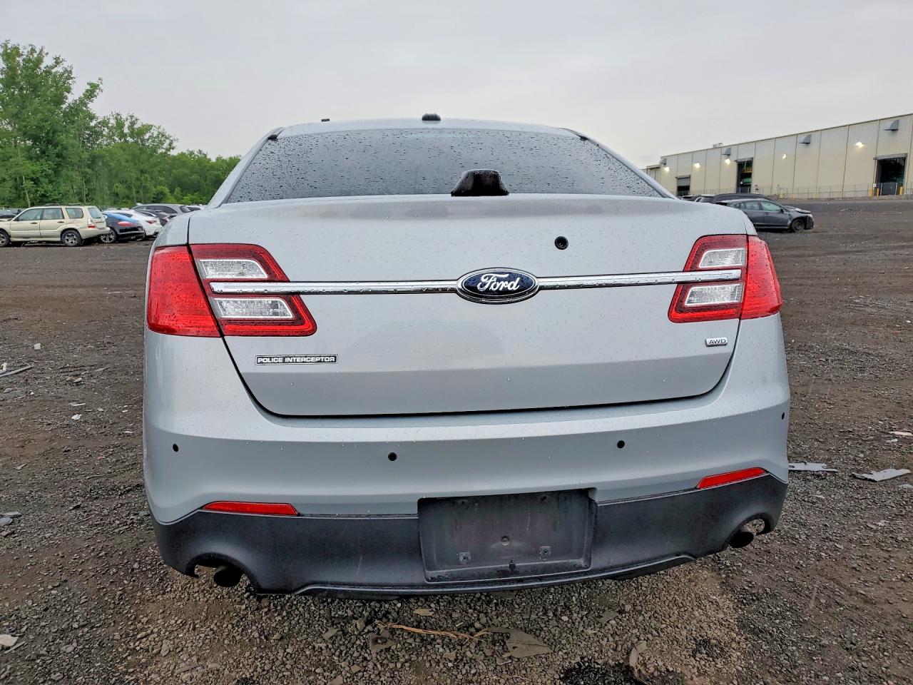 2014 Ford Taurus Police Interceptor Silver vin: 1FAHP2MK9EG158086