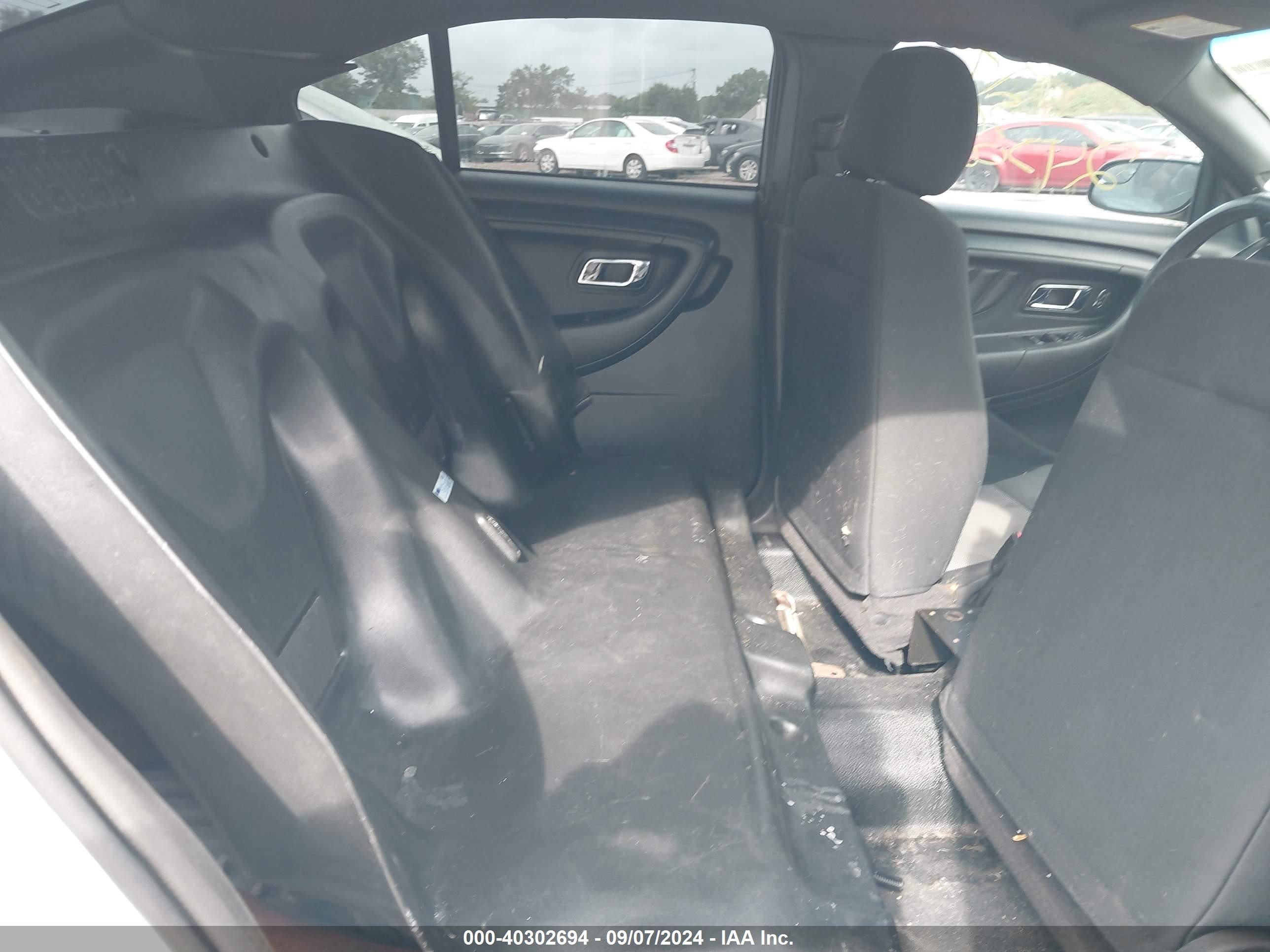 2014 Ford Police Interceptor   White vin: 1FAHP2MK9EG185837