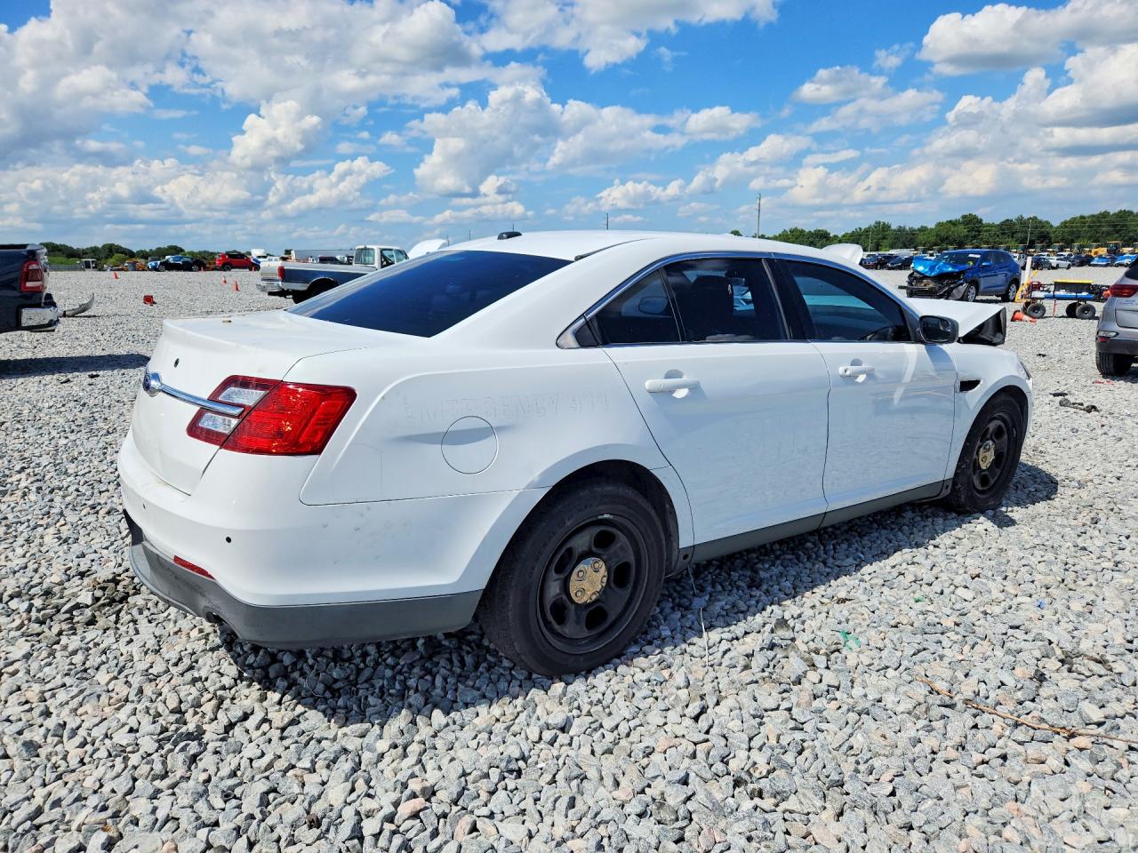 2015 Ford Taurus Police Interceptor White vin: 1FAHP2MK9FG135747