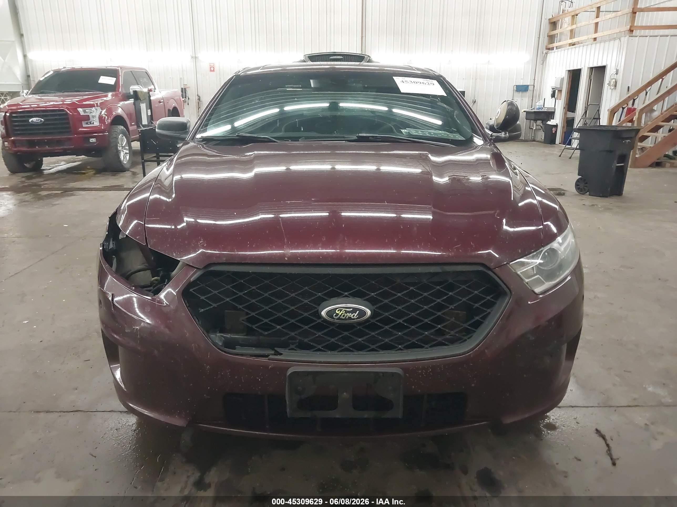 2015 Ford Police Interceptor Maroon vin: 1FAHP2MK9FG150362