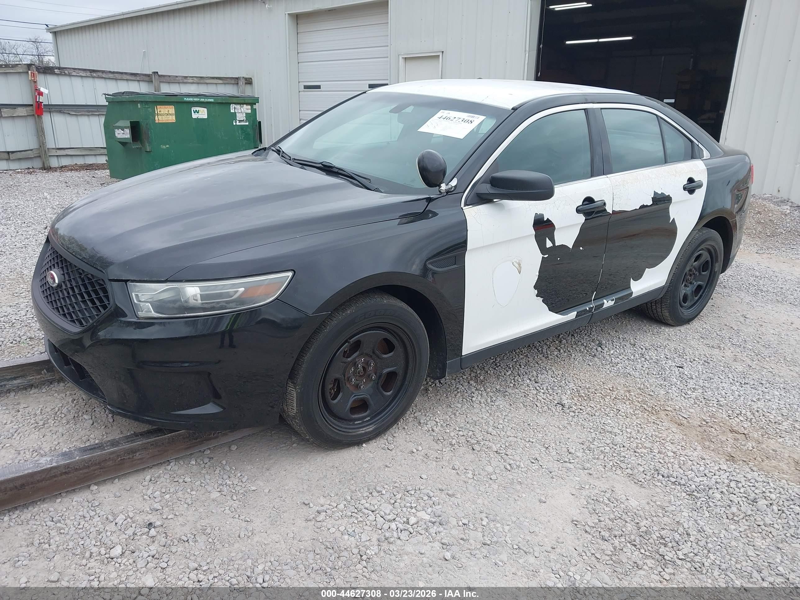 2015 Ford Police Interceptor   Black vin: 1FAHP2MKXFG124286