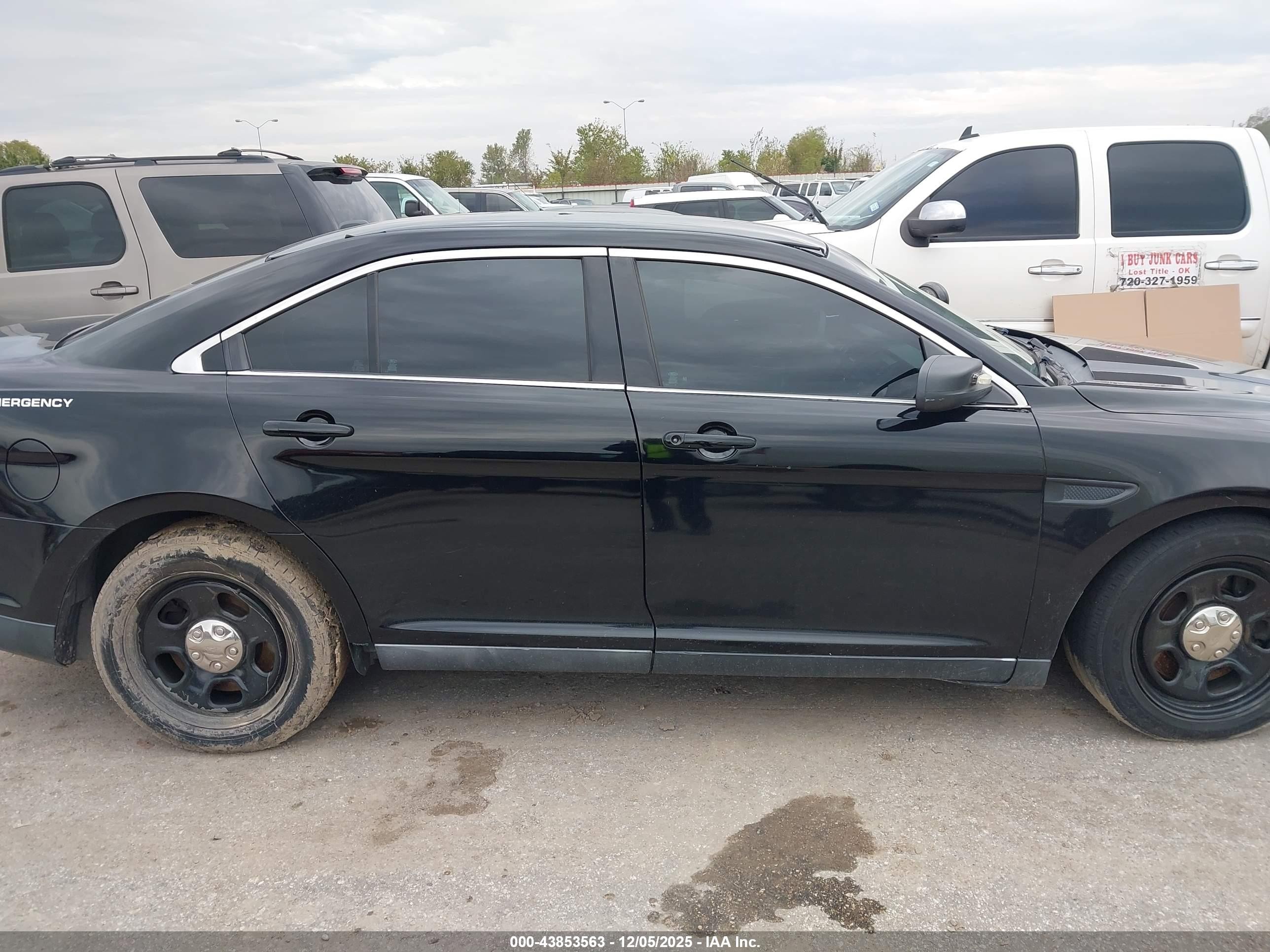 2014 Ford Police Interceptor   Черный vin: 1FAHP2MT1EG153733