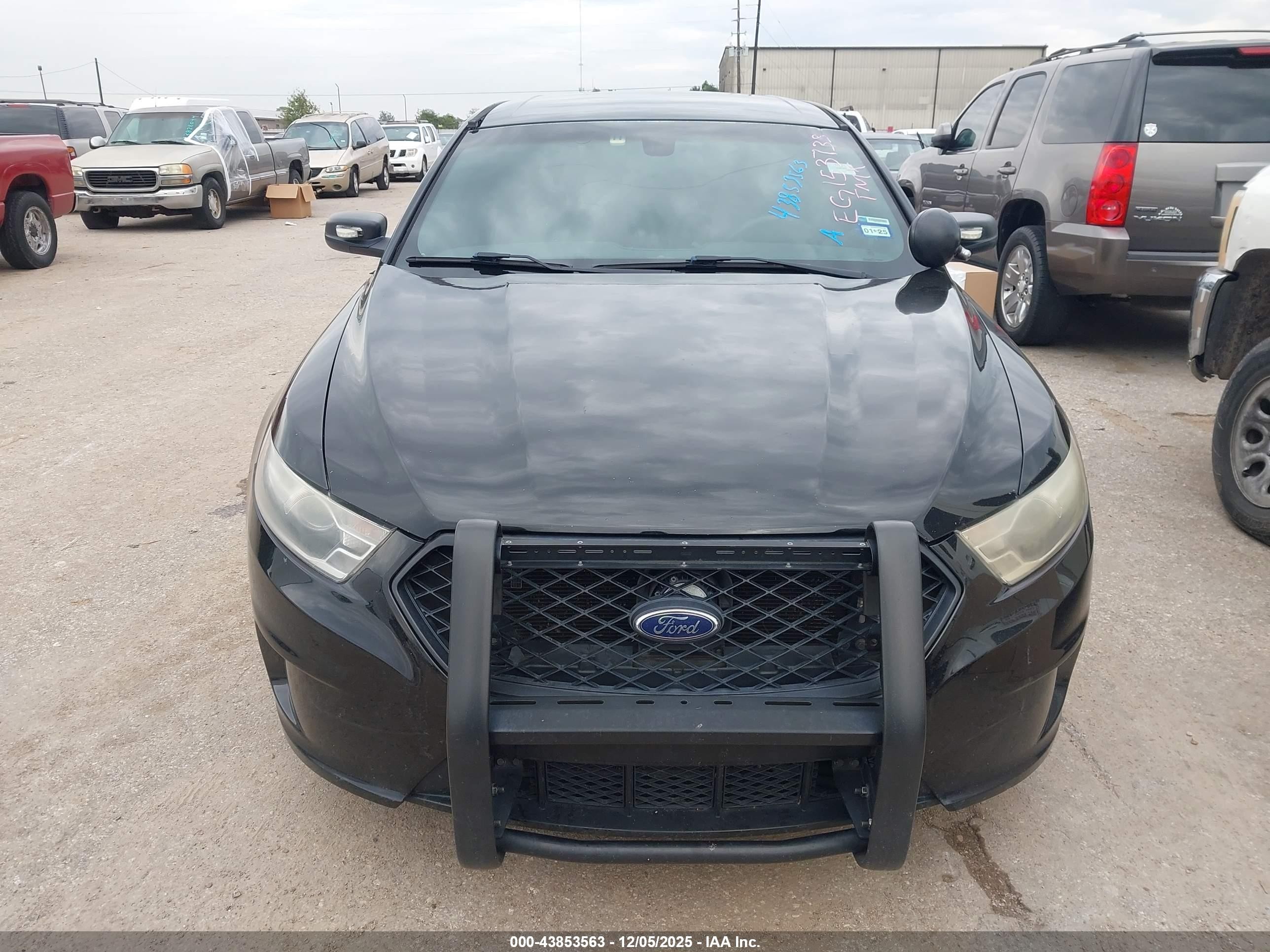 2014 Ford Police Interceptor   Черный vin: 1FAHP2MT1EG153733