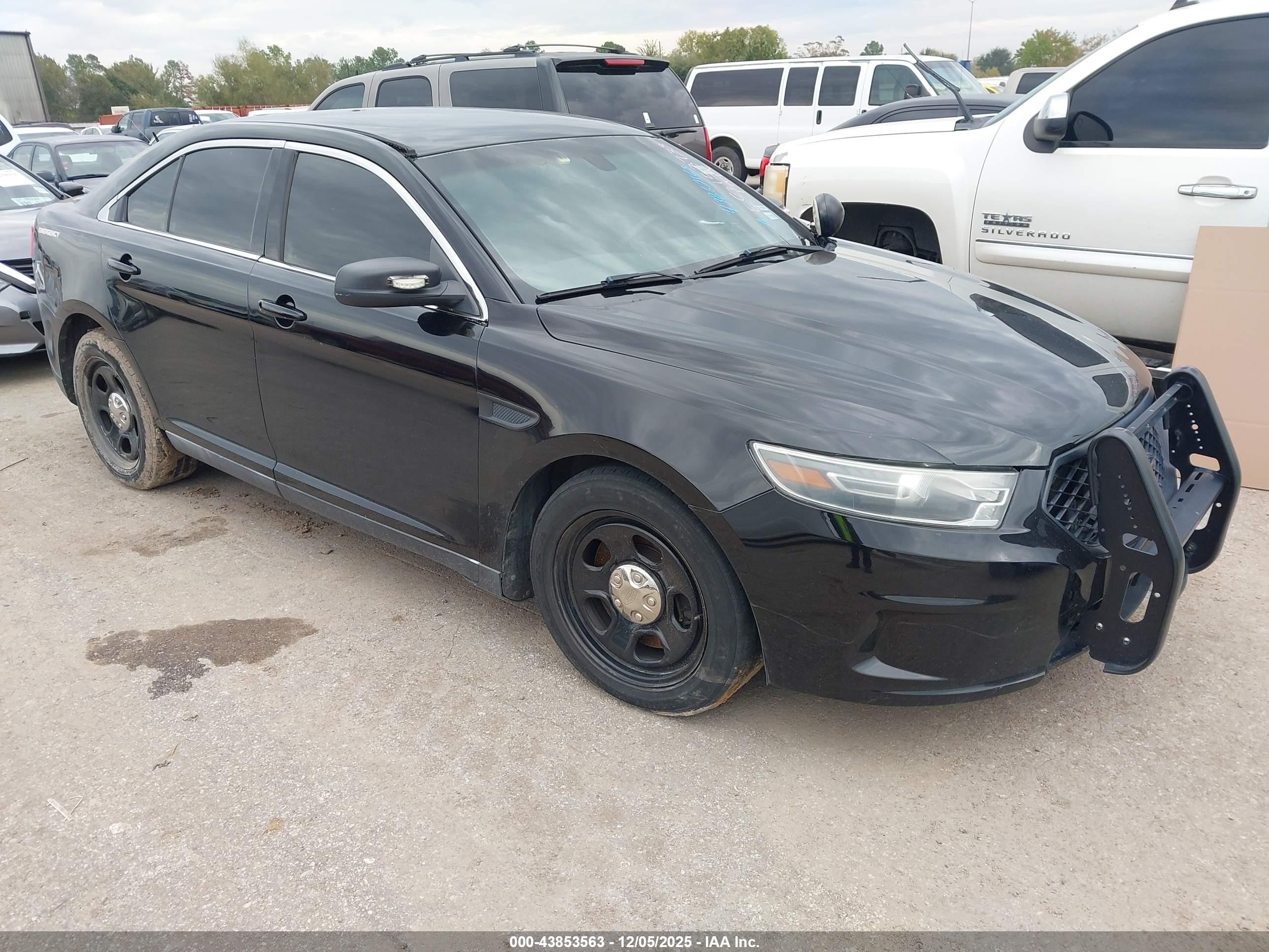 2014 Ford Police Interceptor   Черный vin: 1FAHP2MT1EG153733