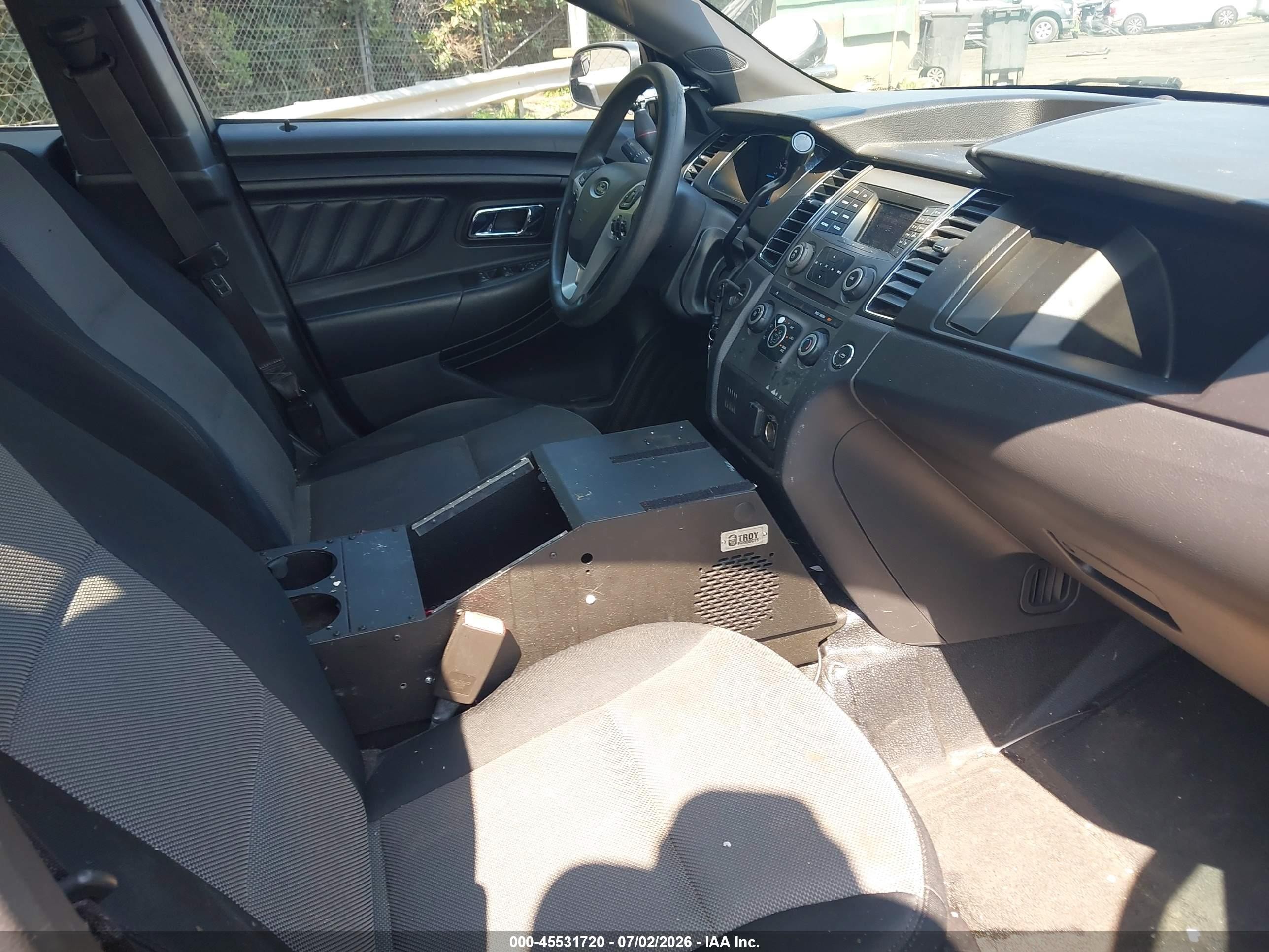 2014 Ford Police Interceptor   Black vin: 1FAHP2MT2EG124628