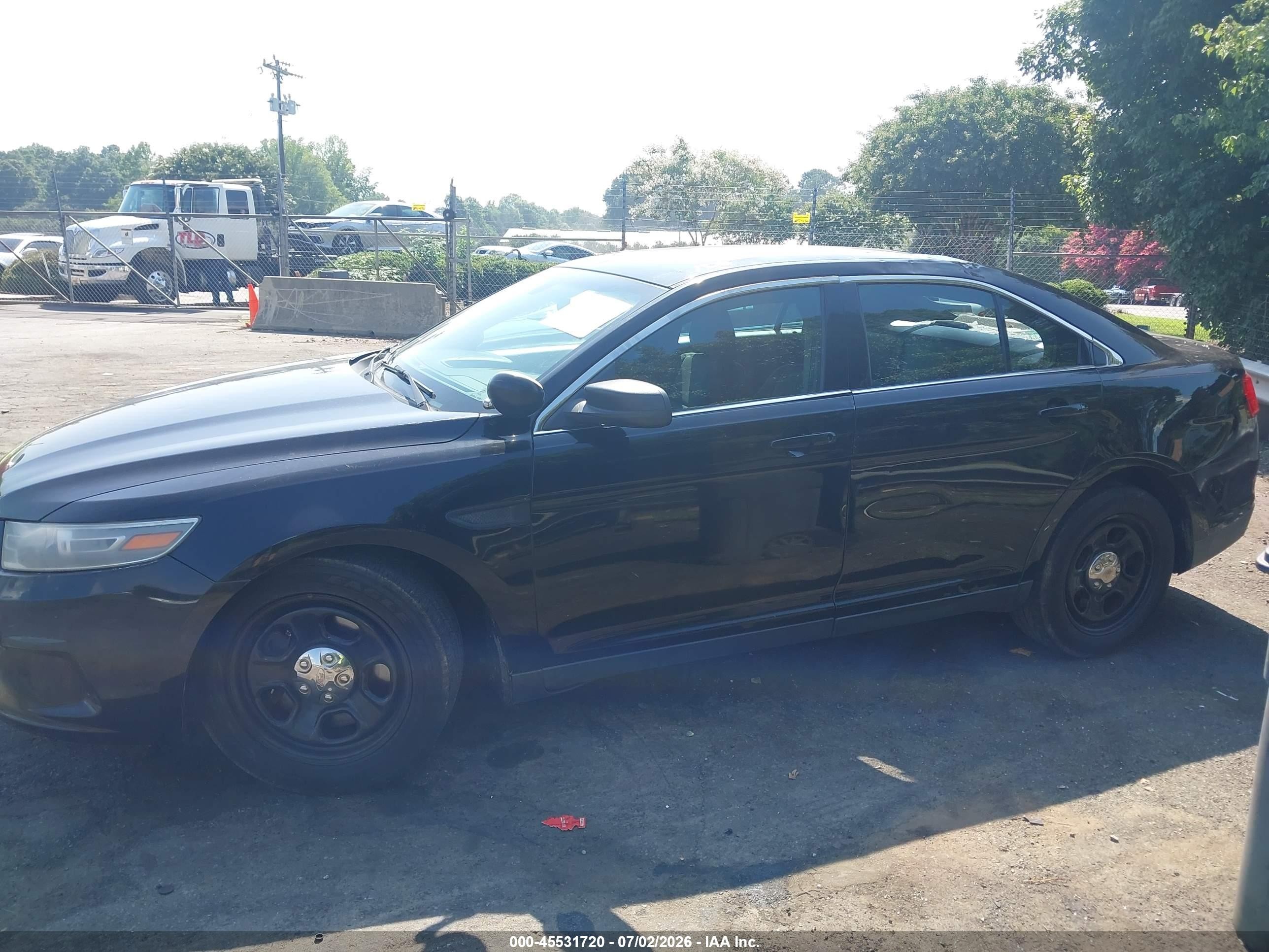 2014 Ford Police Interceptor   Black vin: 1FAHP2MT2EG124628