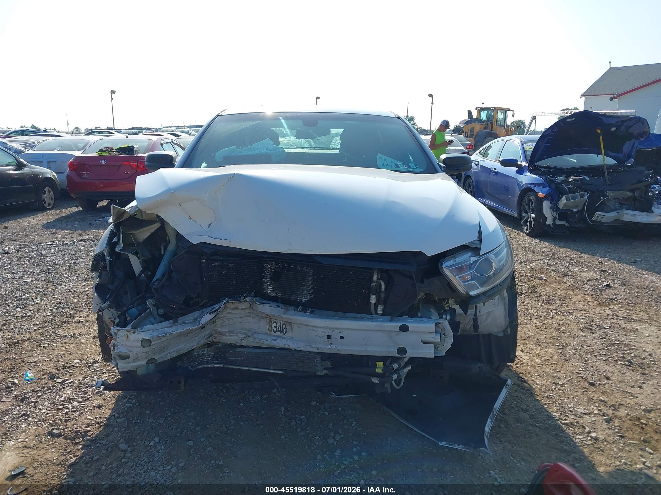 2015 Ford Police Interceptor   White vin: 1FAHP2MT5FG182220